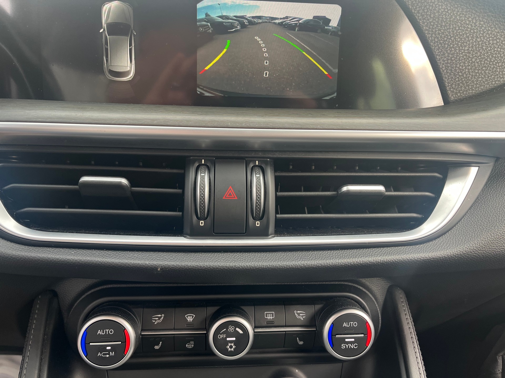 ALFA ROMEO Stelvio 2.2 JTDM Executive Q4 Automatic-image-13