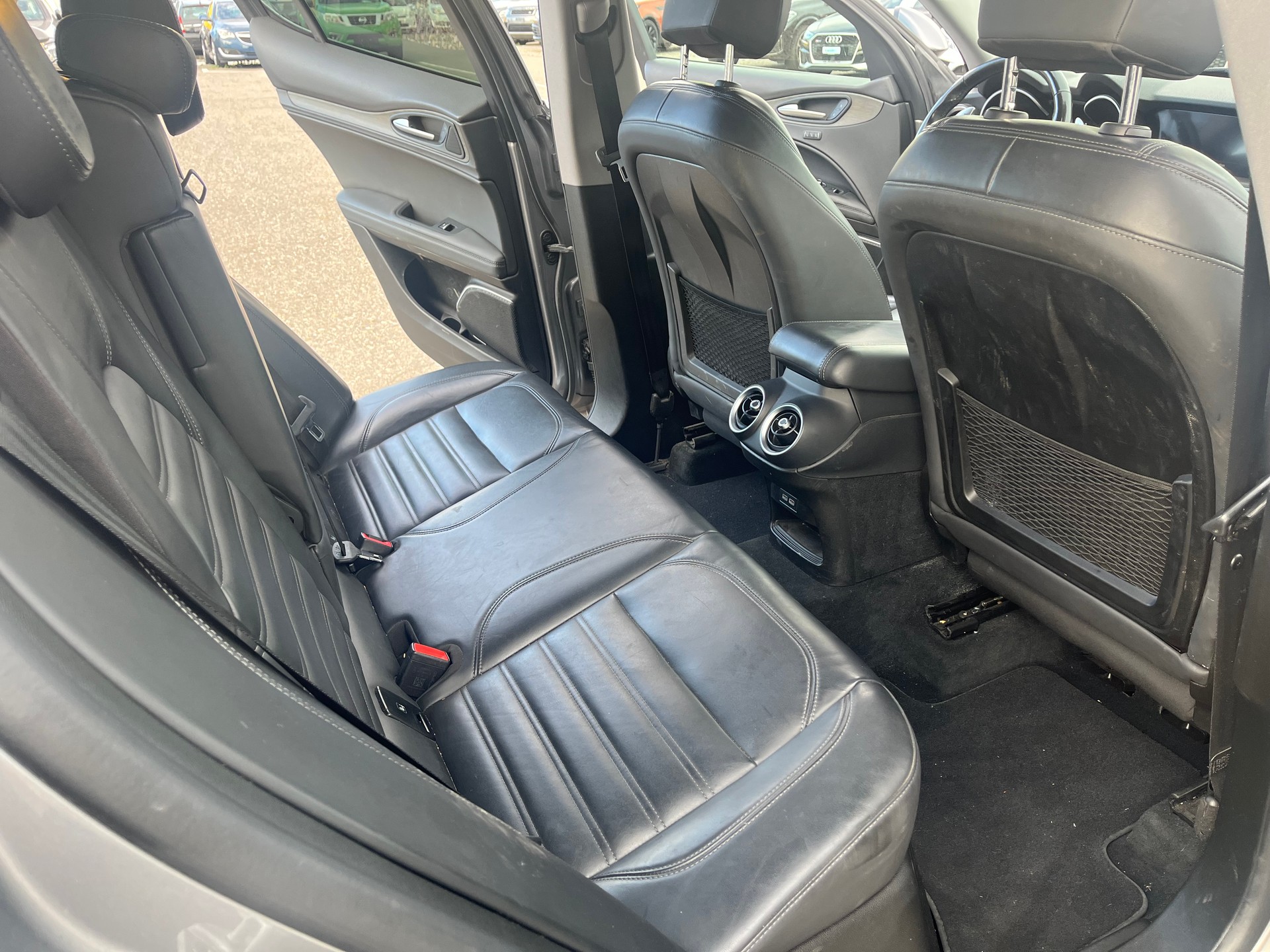 ALFA ROMEO Stelvio 2.2 JTDM Executive Q4 Automatic-image-15