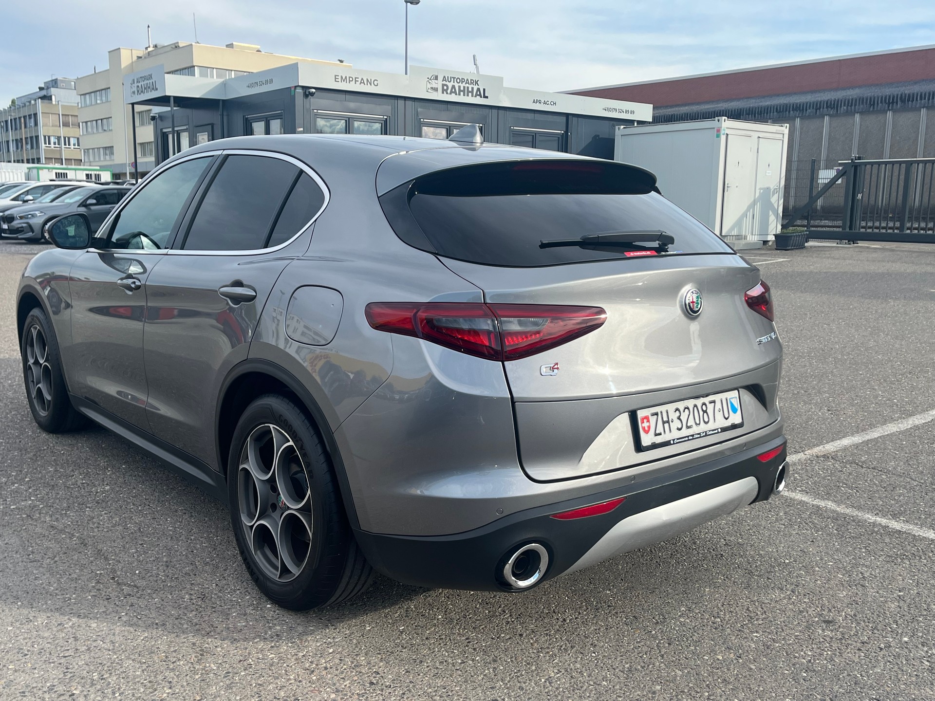 ALFA ROMEO Stelvio 2.2 JTDM Executive Q4 Automatic-image-6