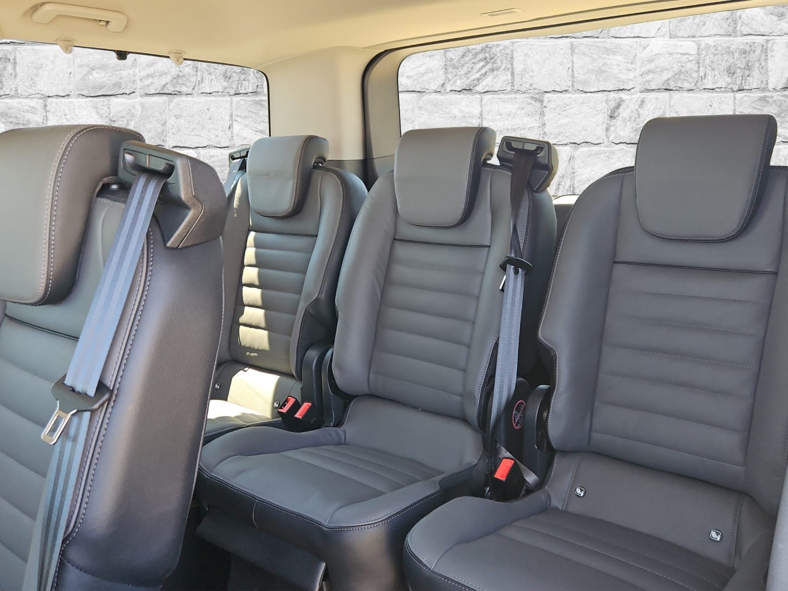 FORD Tourneo Custom 320 L1H1 Titanium A-image-10