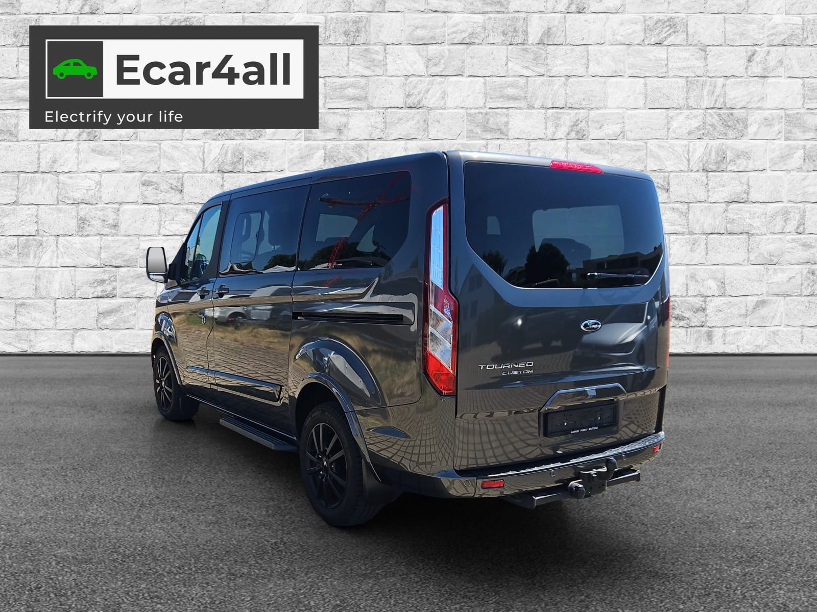 FORD Tourneo Custom 320 L1H1 Titanium A-image-2