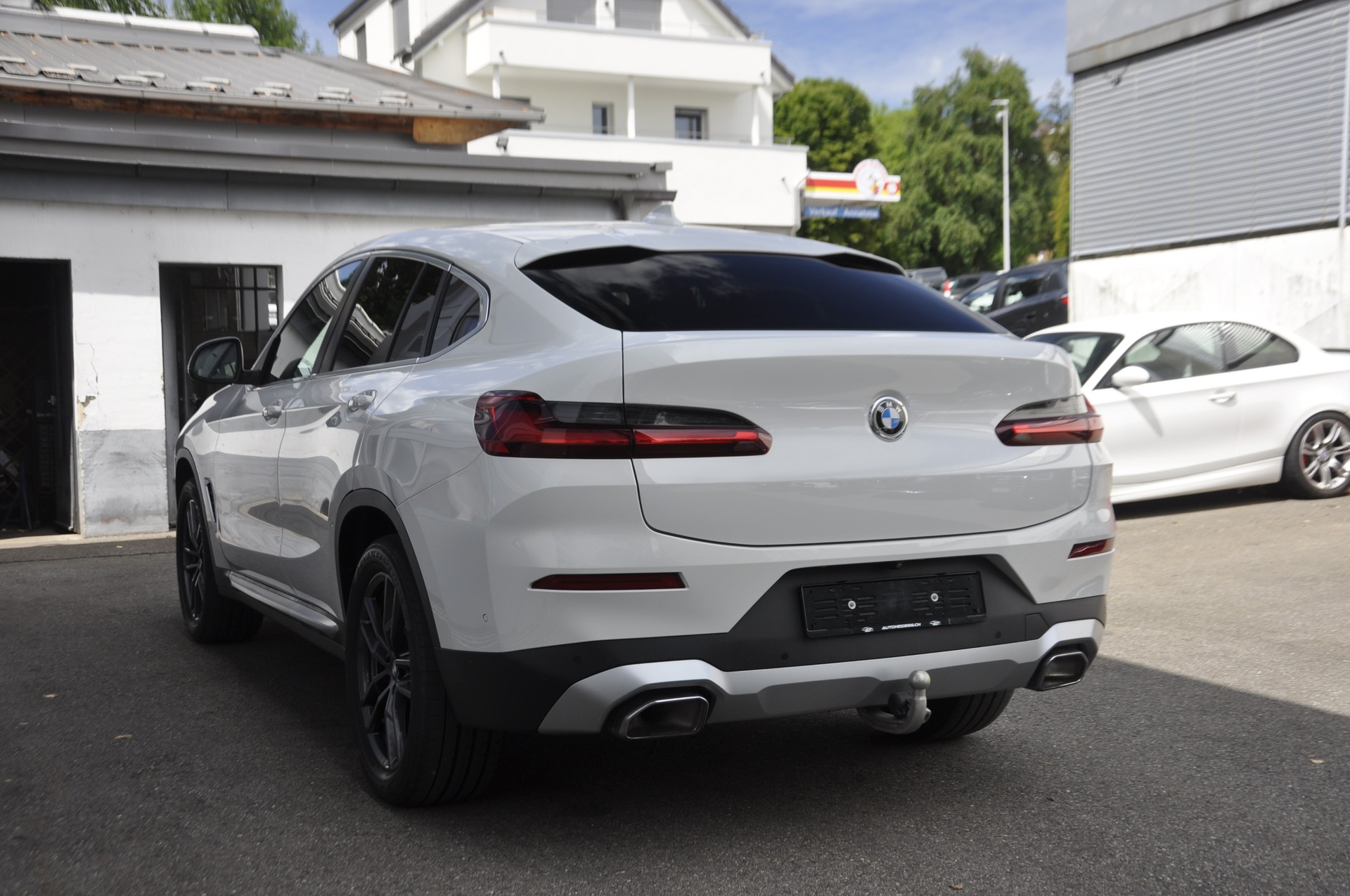 BMW X4 xDrive 48V 30d Steptronic I Anhängerkupplung-image-15