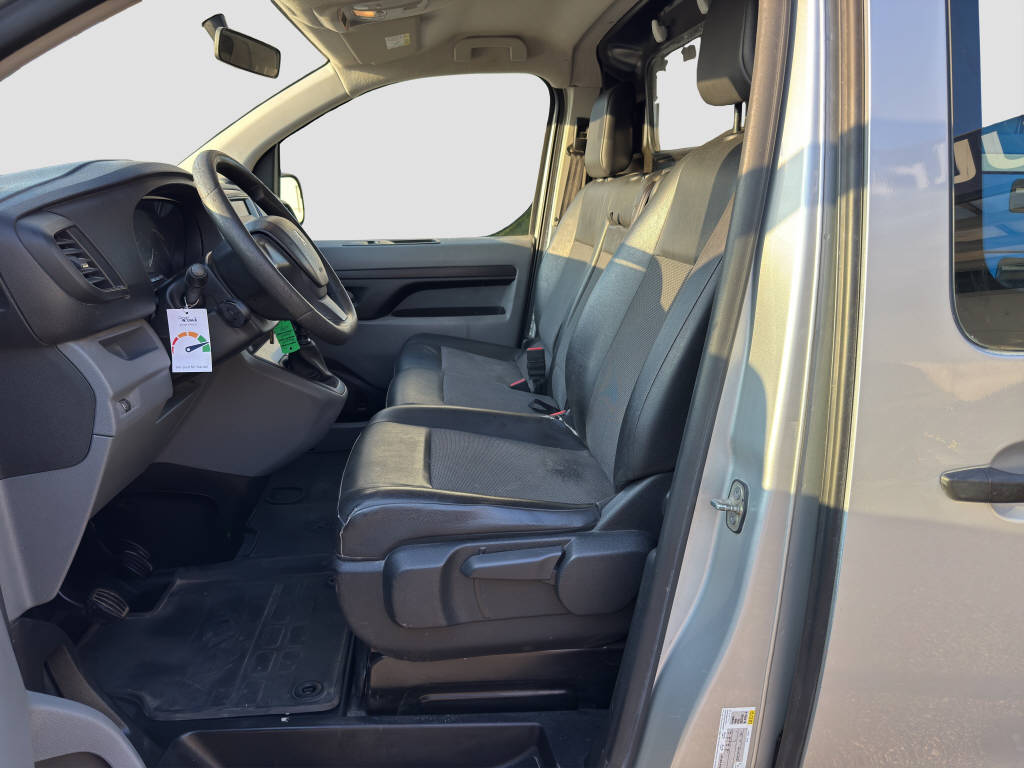 PEUGEOT Expert Kaw. Standard 2.0 BlueHDi 120 Active S/S-image-8