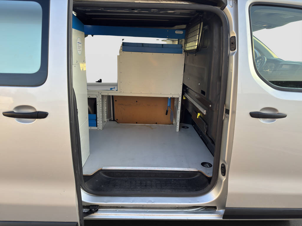 PEUGEOT Expert Kaw. Standard 2.0 BlueHDi 120 Active S/S-image-14