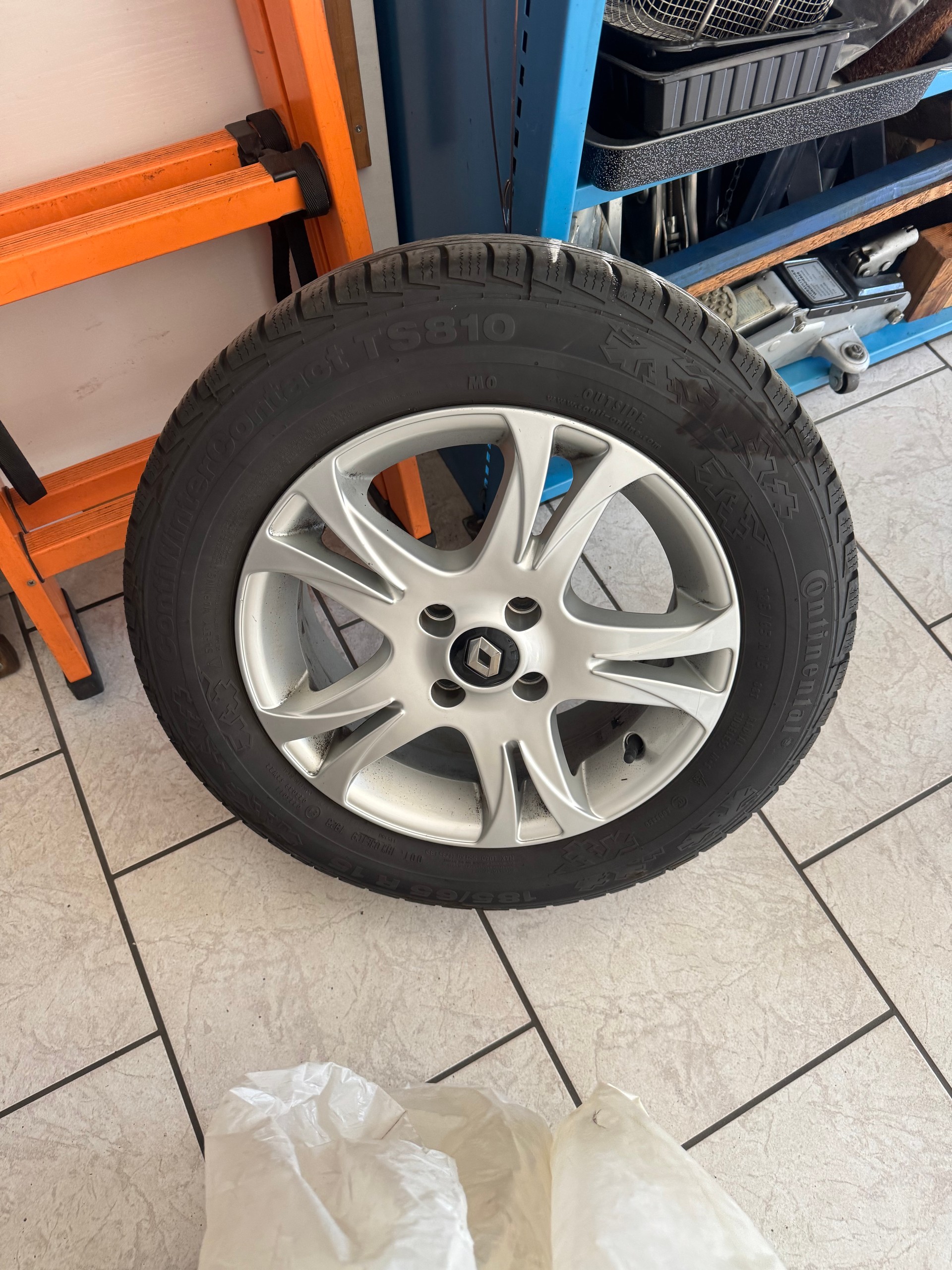 RENAULT Clio 1.2 16V T Initiale Paris EDC-image-15