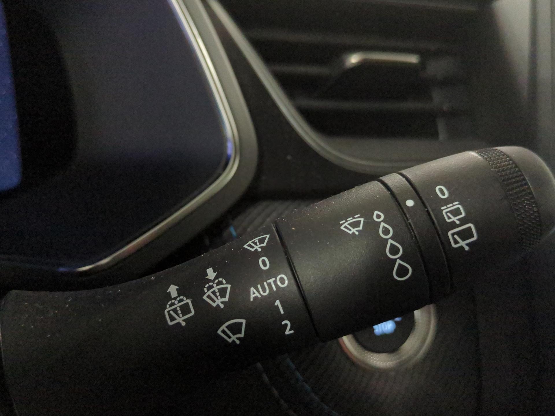 RENAULT Captur 1.6 E-Tech 145 Esprit Alpine DHT-image-22