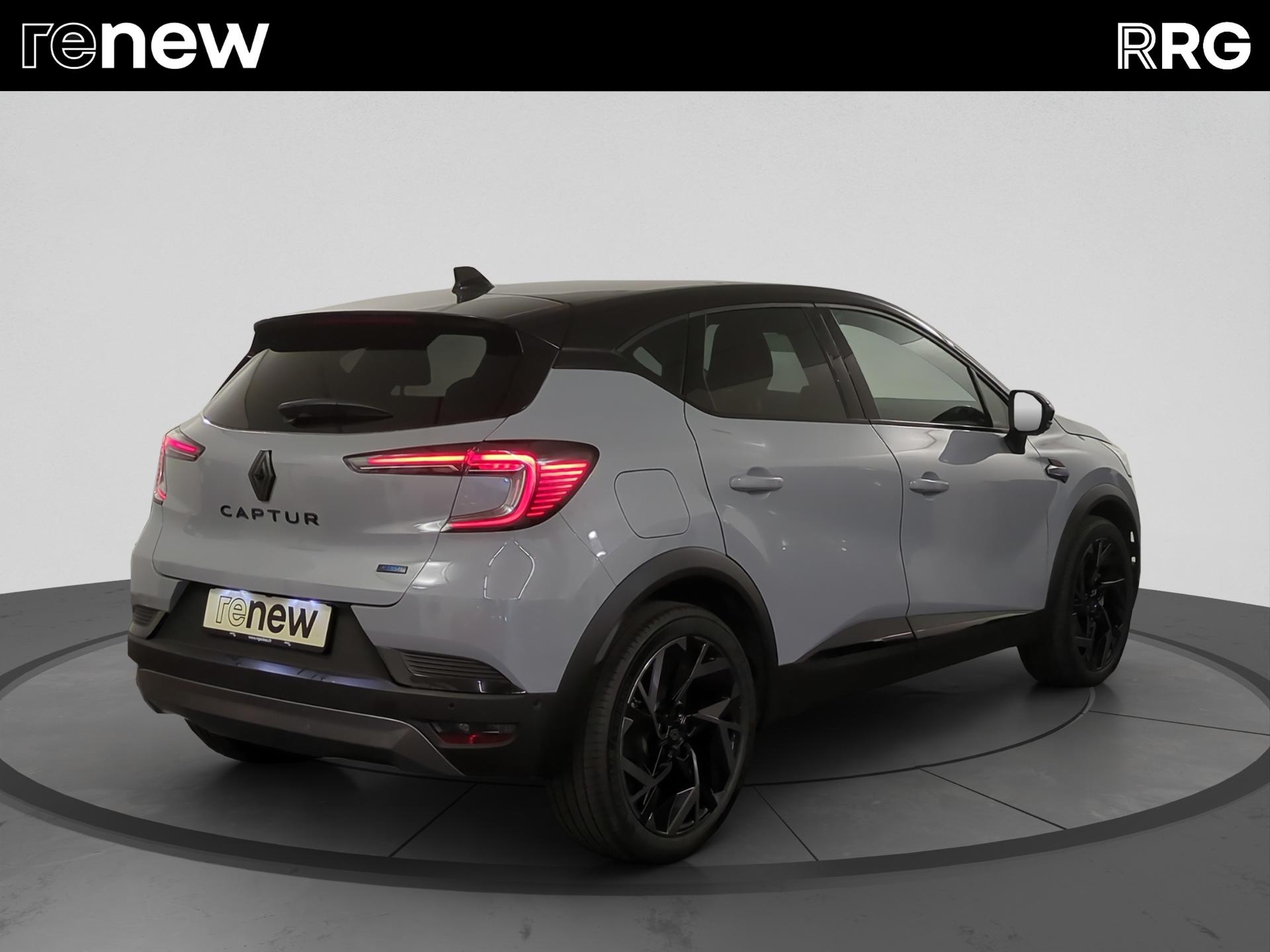 RENAULT Captur 1.6 E-Tech 145 Esprit Alpine DHT-image-2