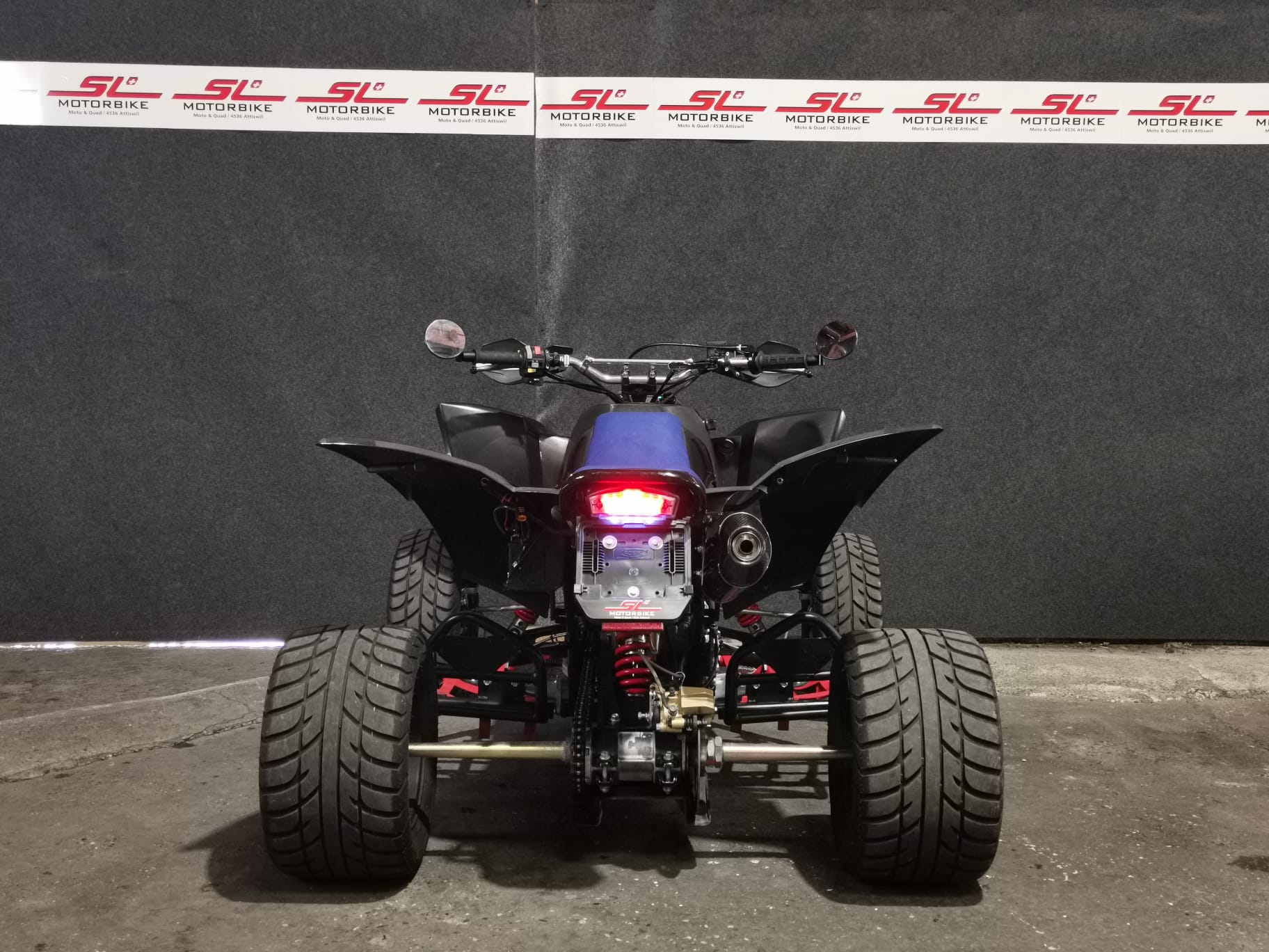 SMC (SM) 520-RR-showroom-element-3