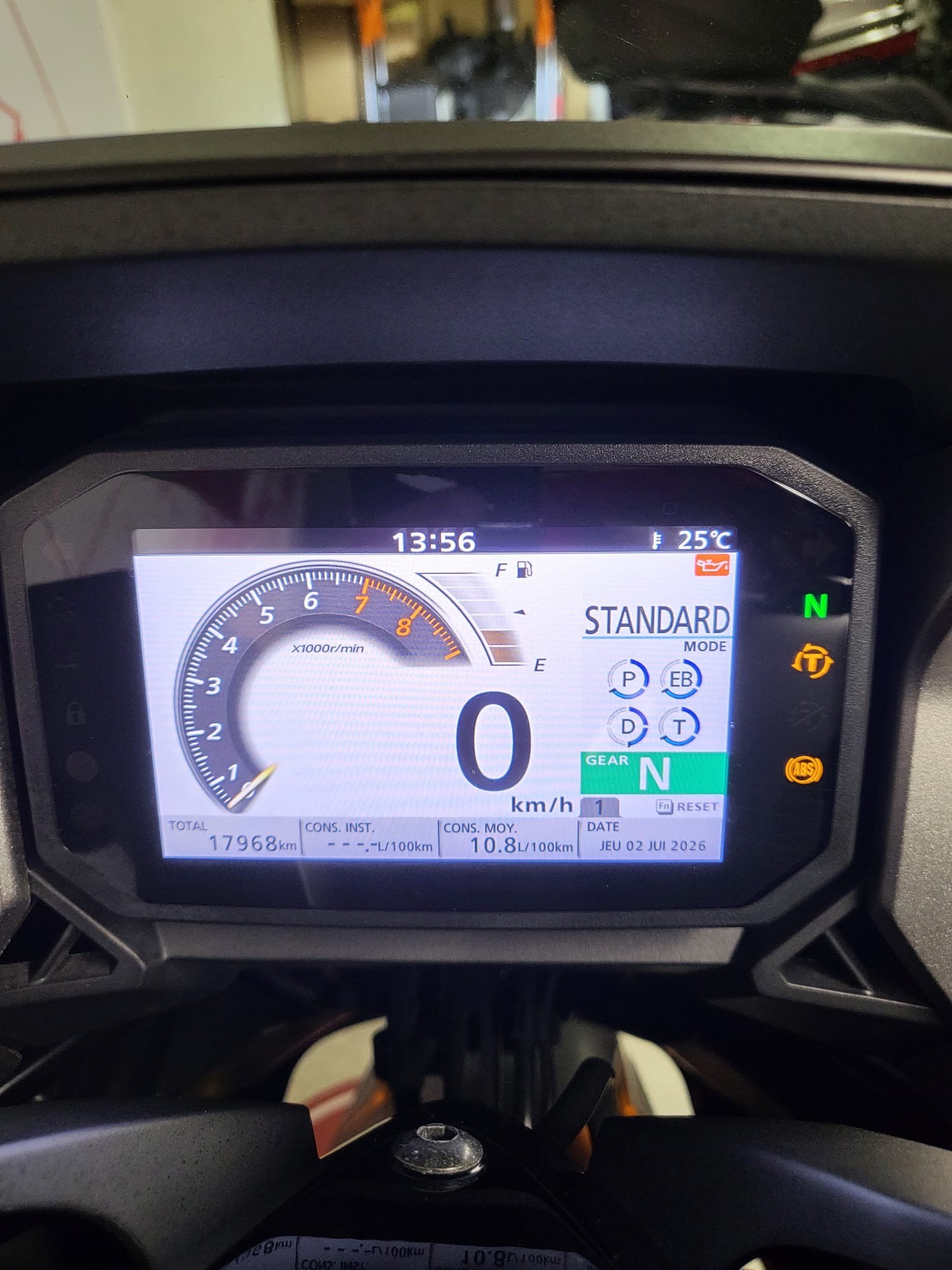 HONDA NSS 750-showroom-element-3