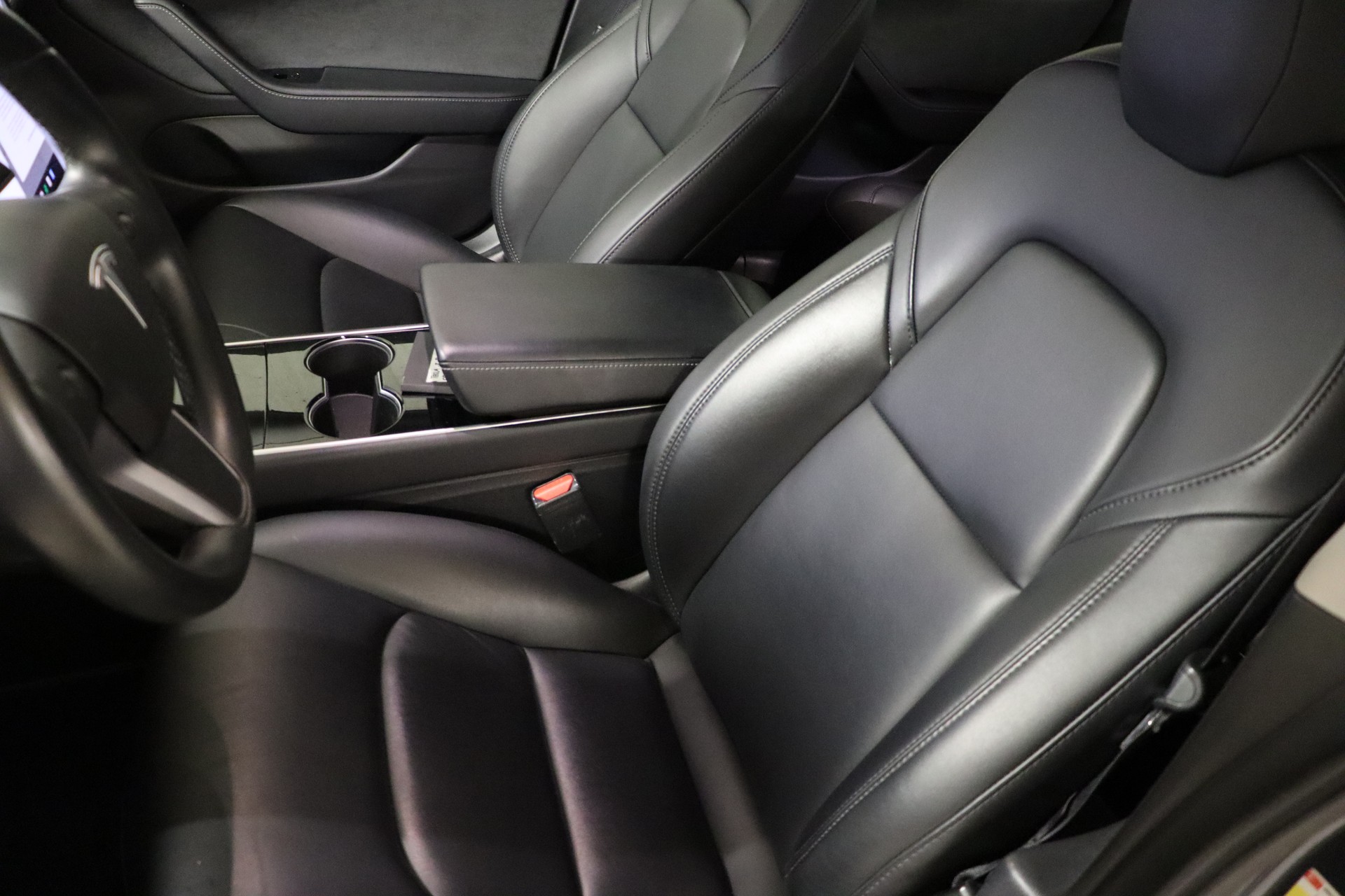 TESLA Model 3 Long Range Dual Motor AWD-image-16