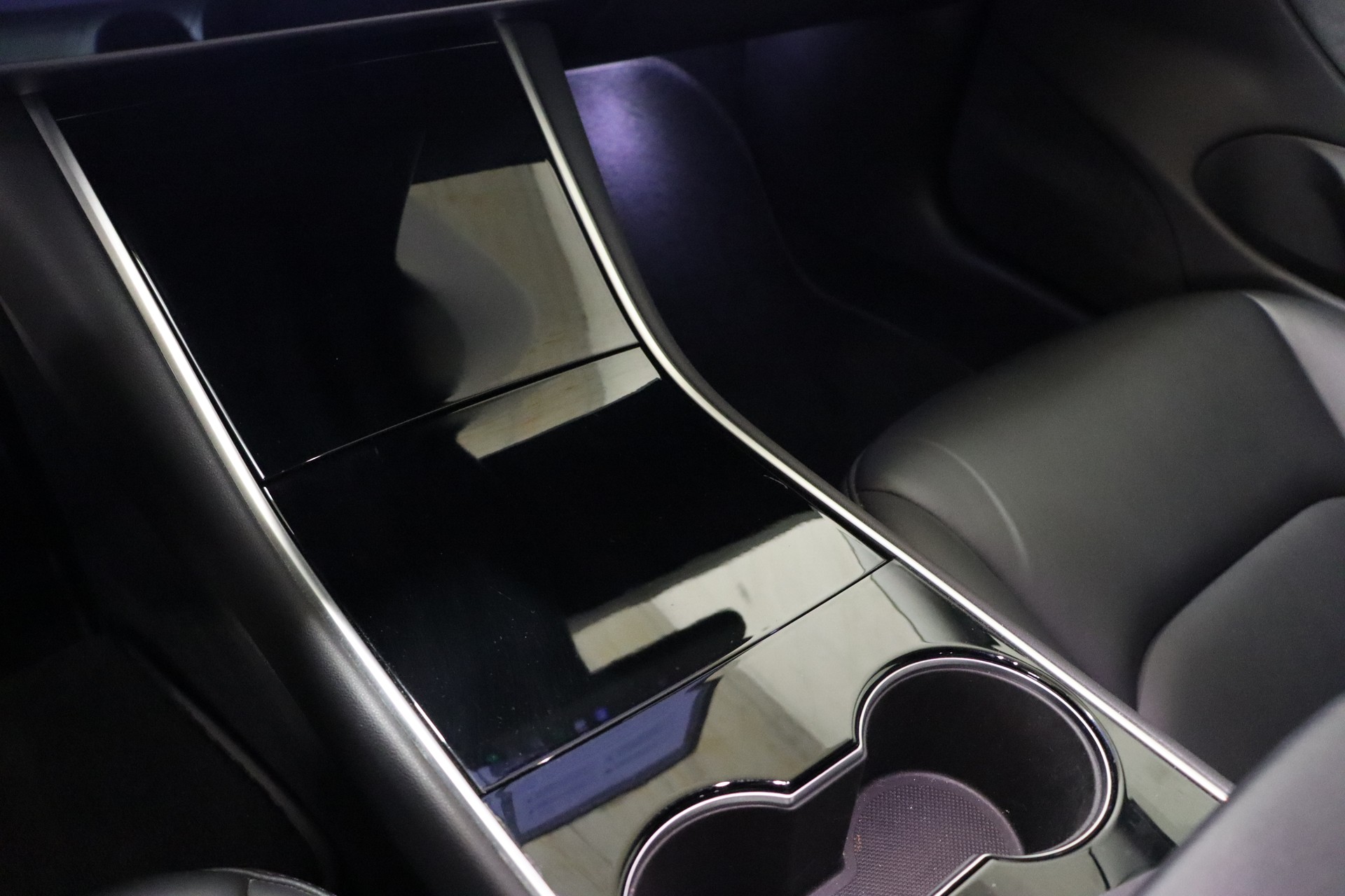 TESLA Model 3 Long Range Dual Motor AWD-image-19