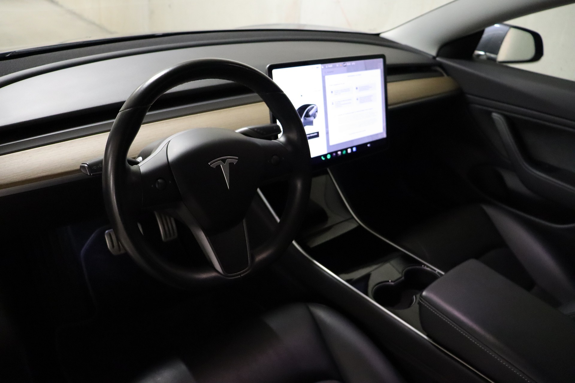 TESLA Model 3 Long Range Dual Motor AWD-image-17