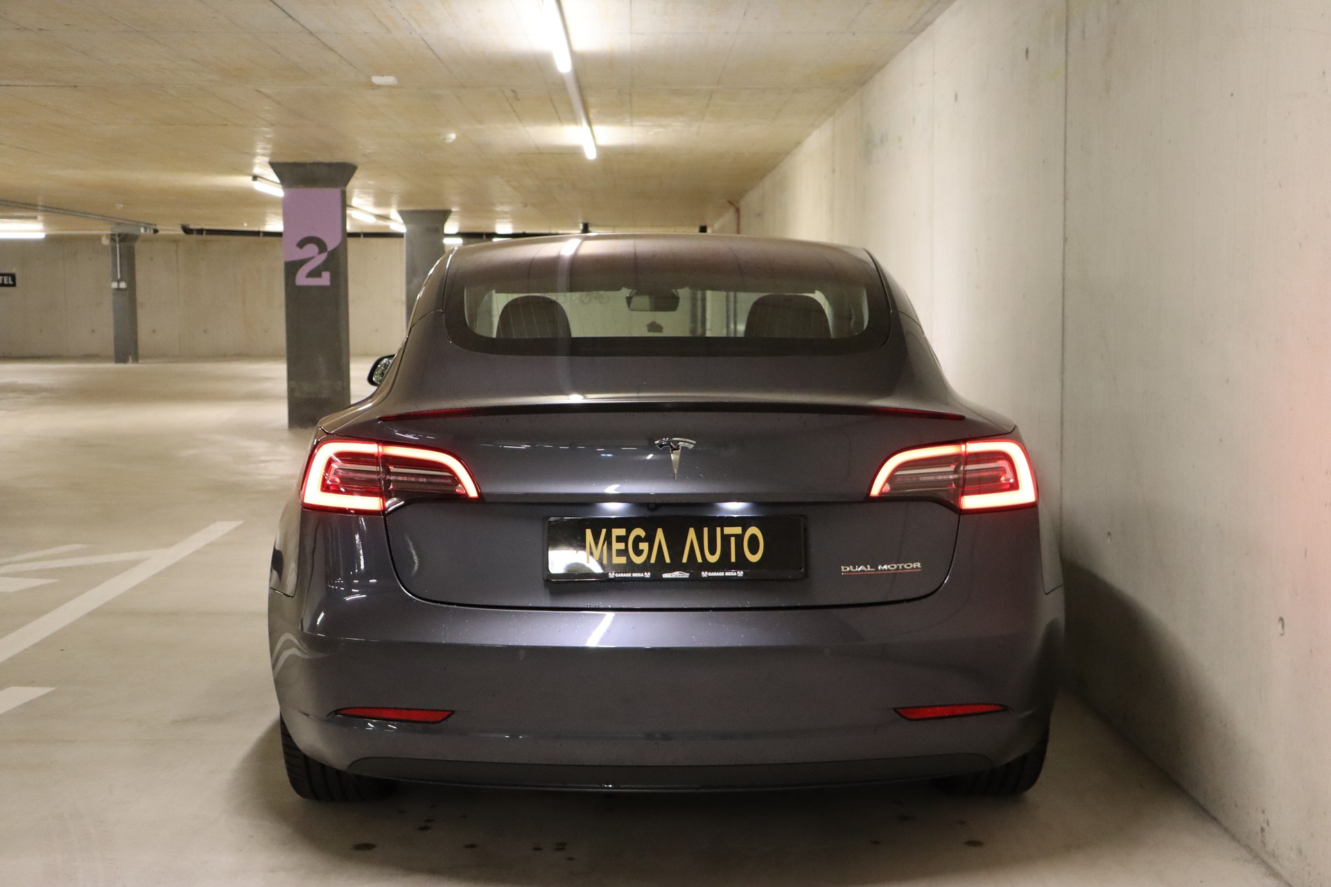 TESLA Model 3 Long Range Dual Motor AWD-image-7