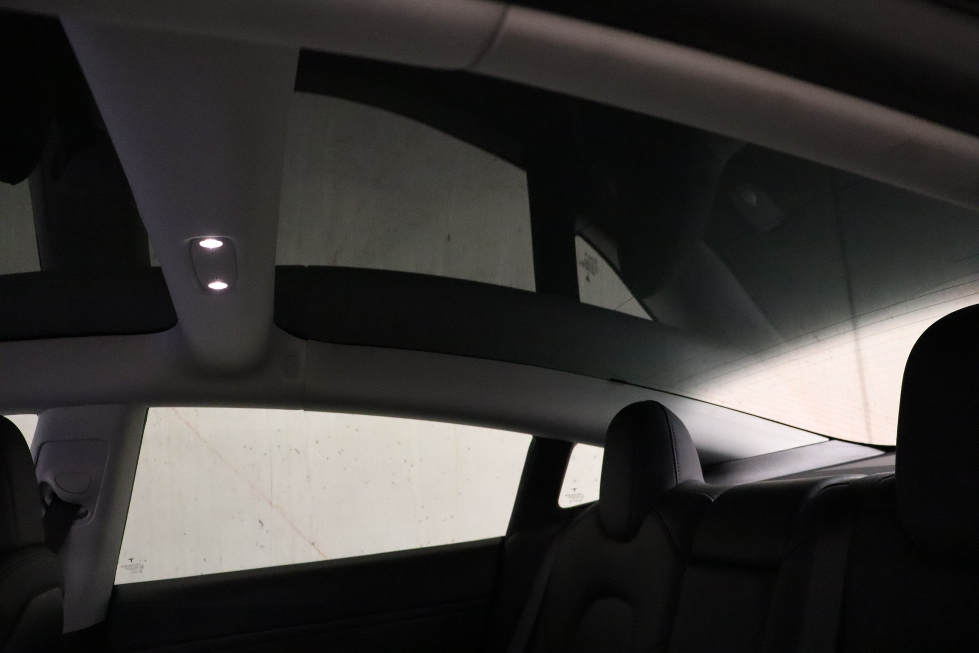 TESLA Model 3 Long Range Dual Motor AWD-image-14