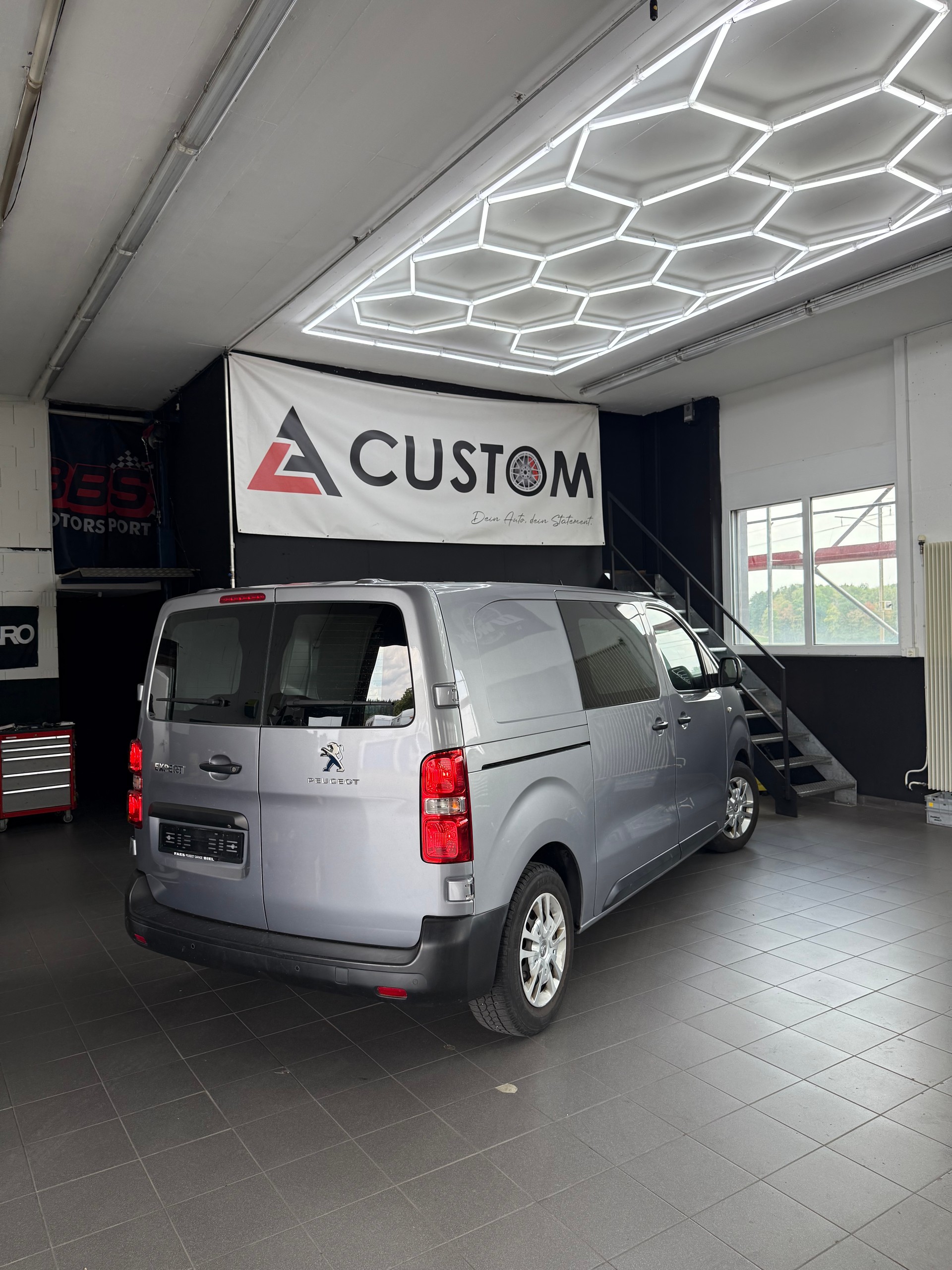 PEUGEOT Peugeot Expert 1.5 BlueHDi | Rückfahrkamera | Frisch ab MFK & Service | Nur 70'000 km | Leasing möglich-image-5