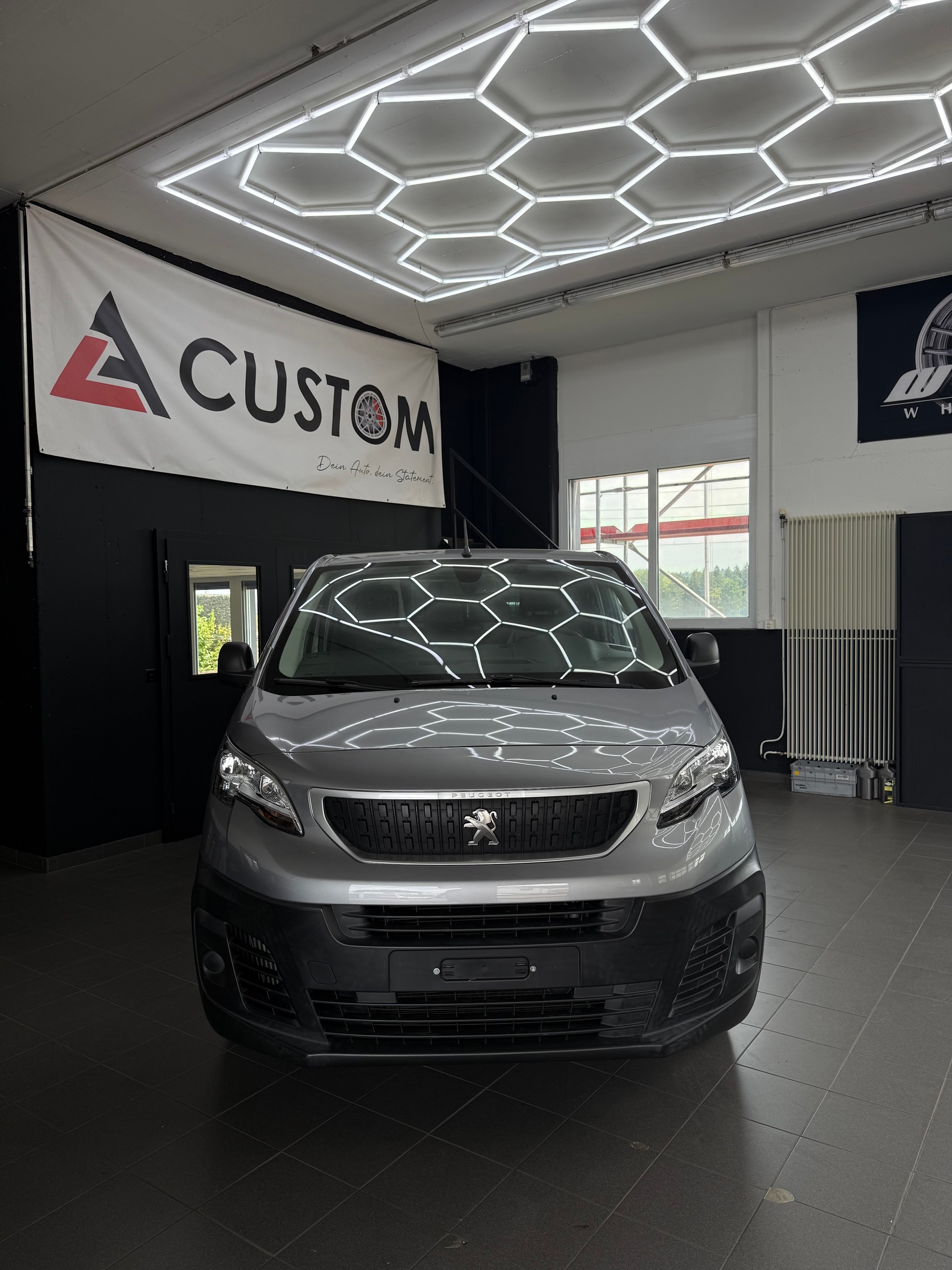 PEUGEOT Peugeot Expert 1.5 BlueHDi | Rückfahrkamera | Frisch ab MFK & Service | Nur 70'000 km | Leasing möglich-image-1