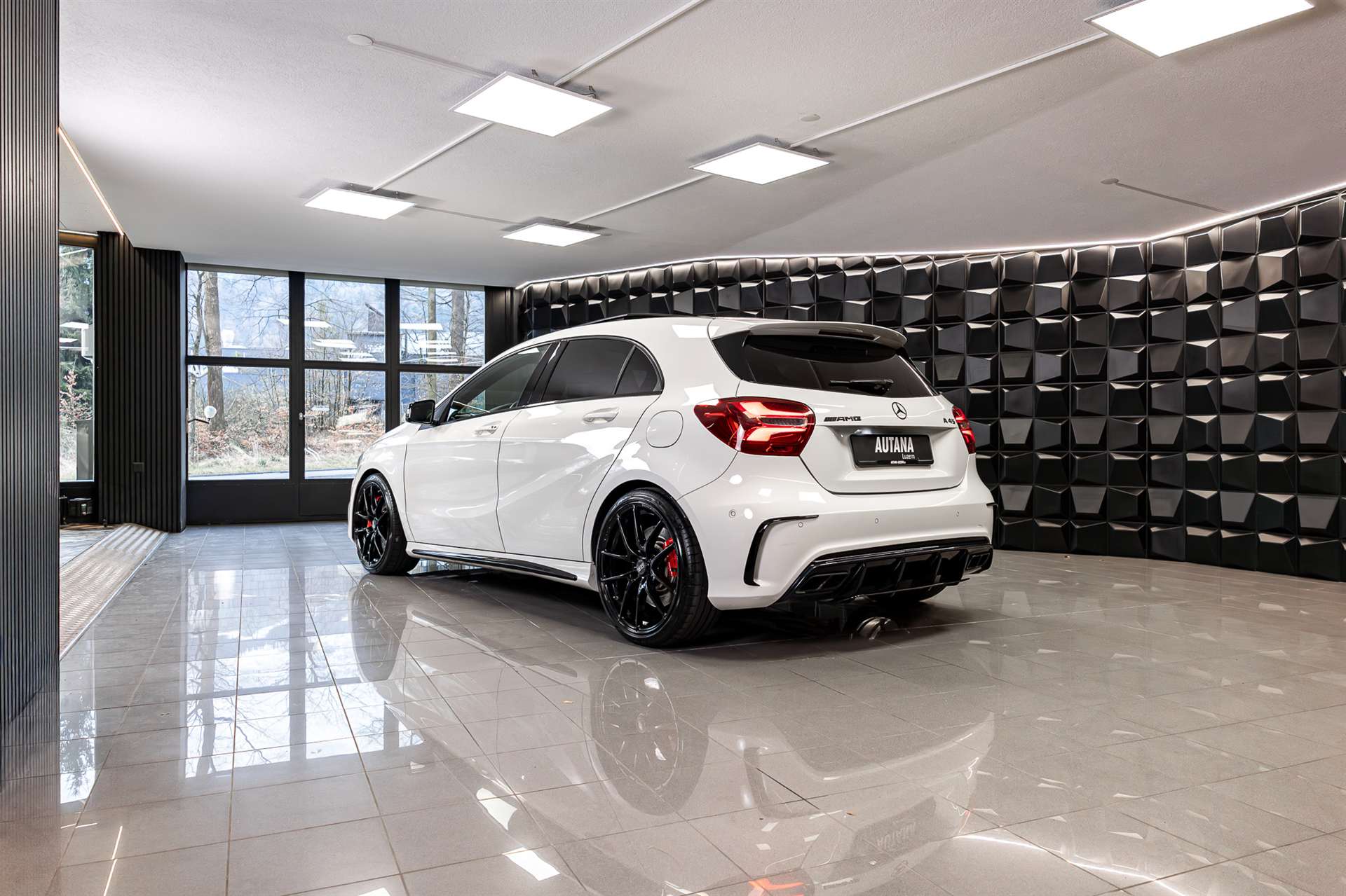 MERCEDES-BENZ A 45 AMG 4Matic Speedshift 7G-DCT-image-2