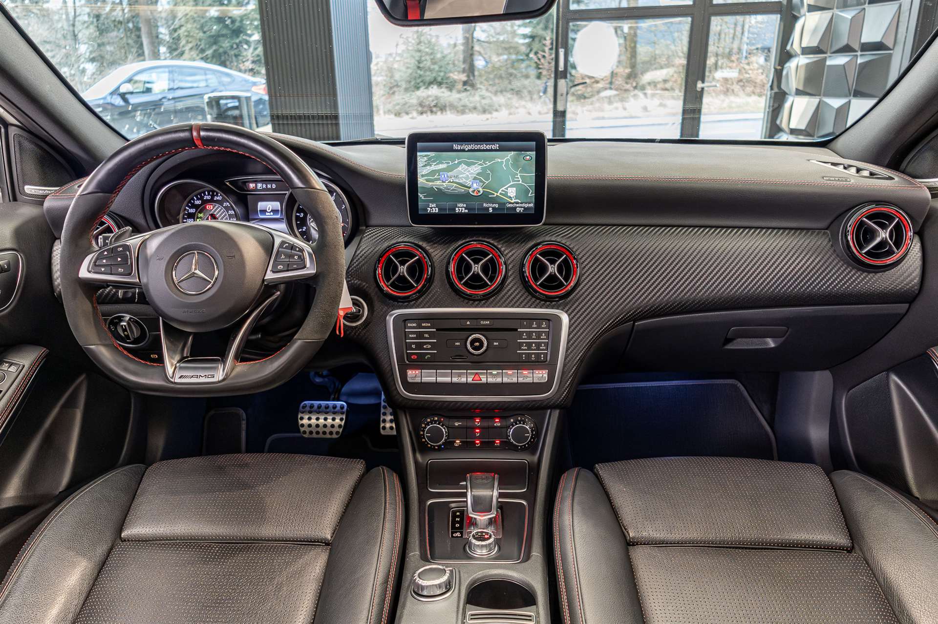 MERCEDES-BENZ A 45 AMG 4Matic Speedshift 7G-DCT-image-5