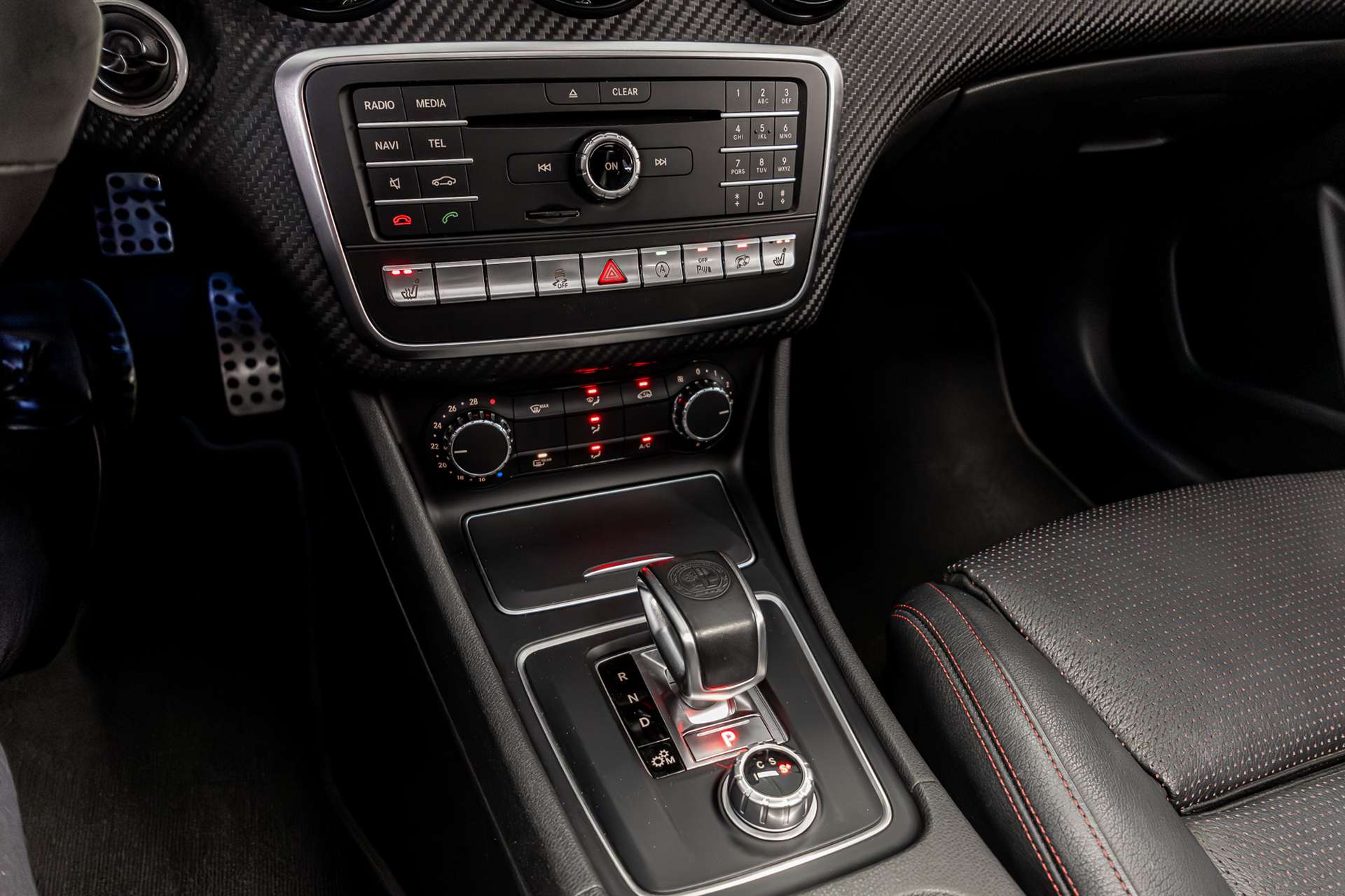 MERCEDES-BENZ A 45 AMG 4Matic Speedshift 7G-DCT-image-20