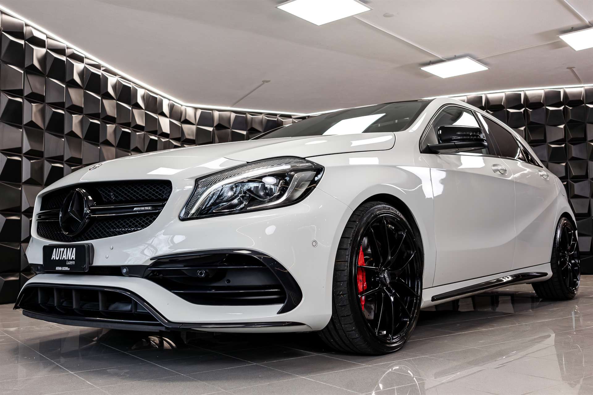 MERCEDES-BENZ A 45 AMG 4Matic Speedshift 7G-DCT-image-30