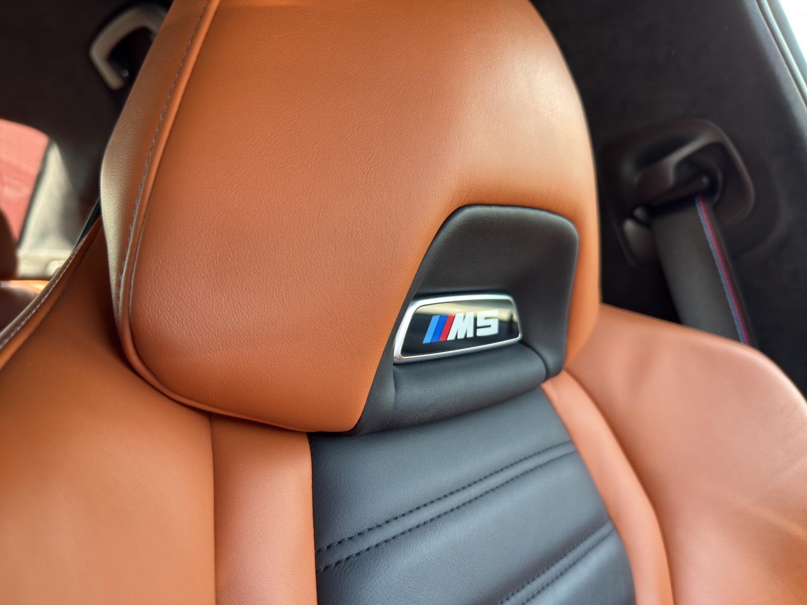 BMW M5 Competition M xDrive-image-19