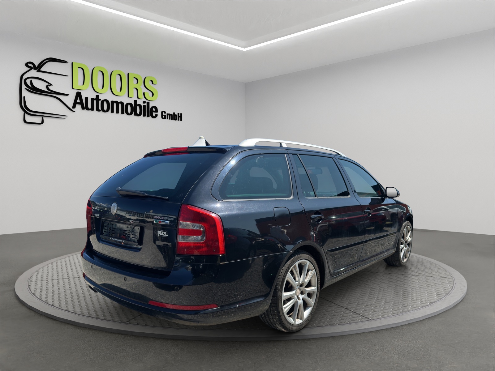 SKODA Octavia 2.0 TFSI RS-image-6