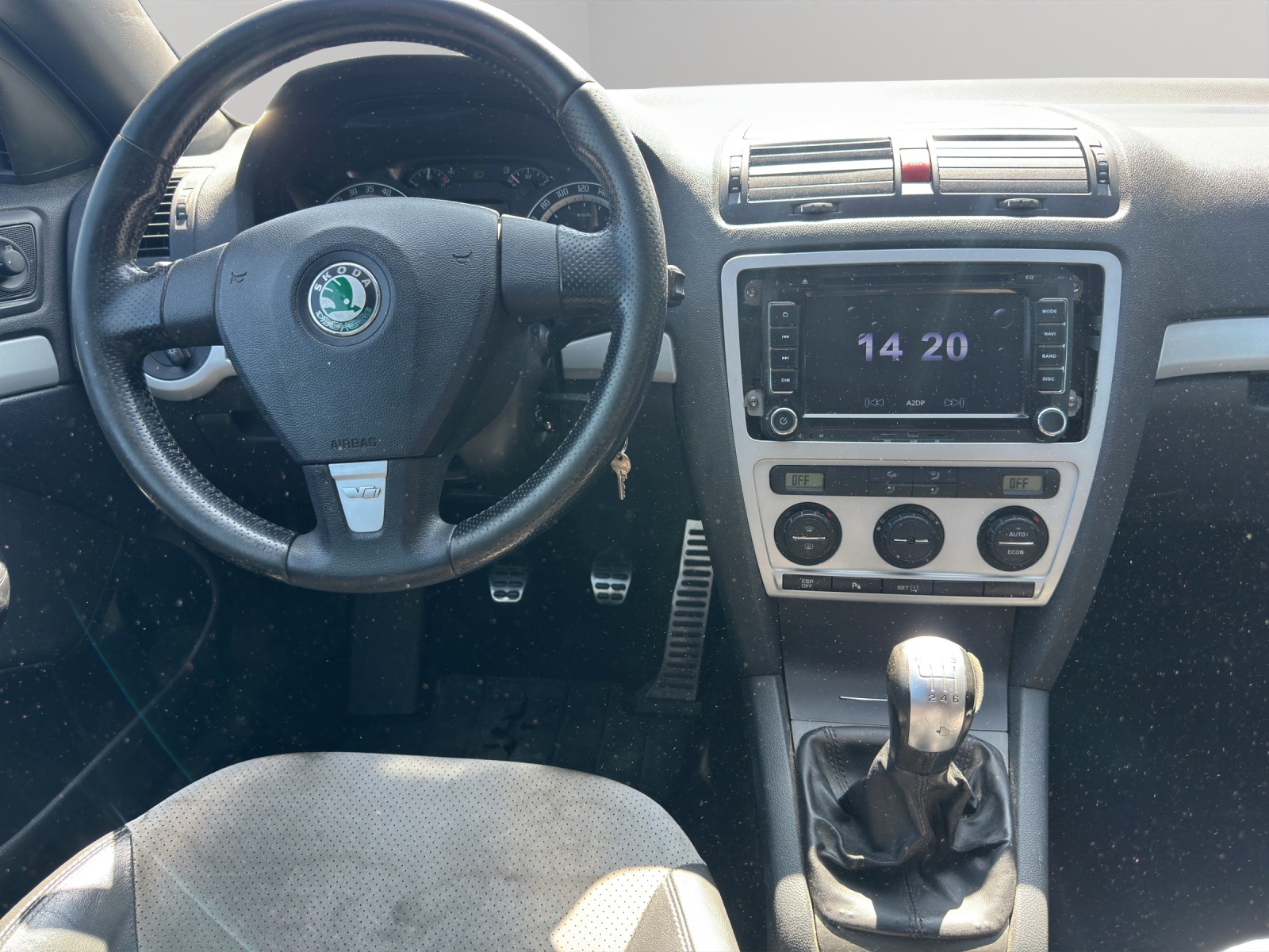 SKODA Octavia 2.0 TFSI RS-image-11