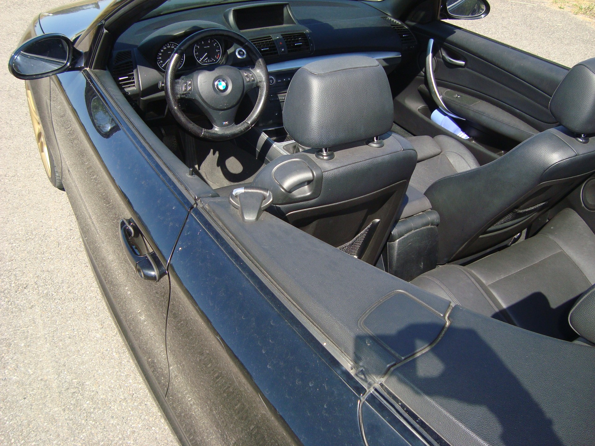 BMW 118i Cabrio-image-7