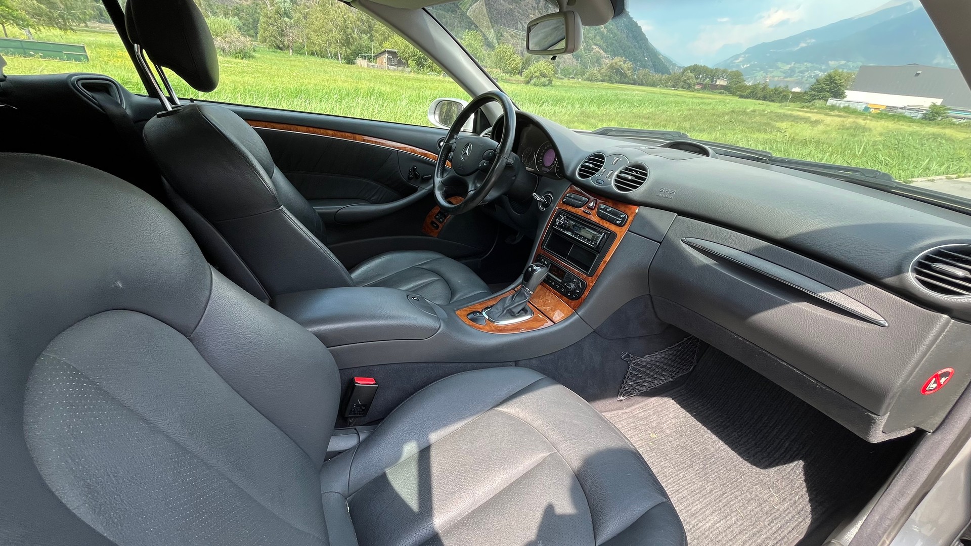 MERCEDES-BENZ CLK 320 Elégance Automatic-image-12