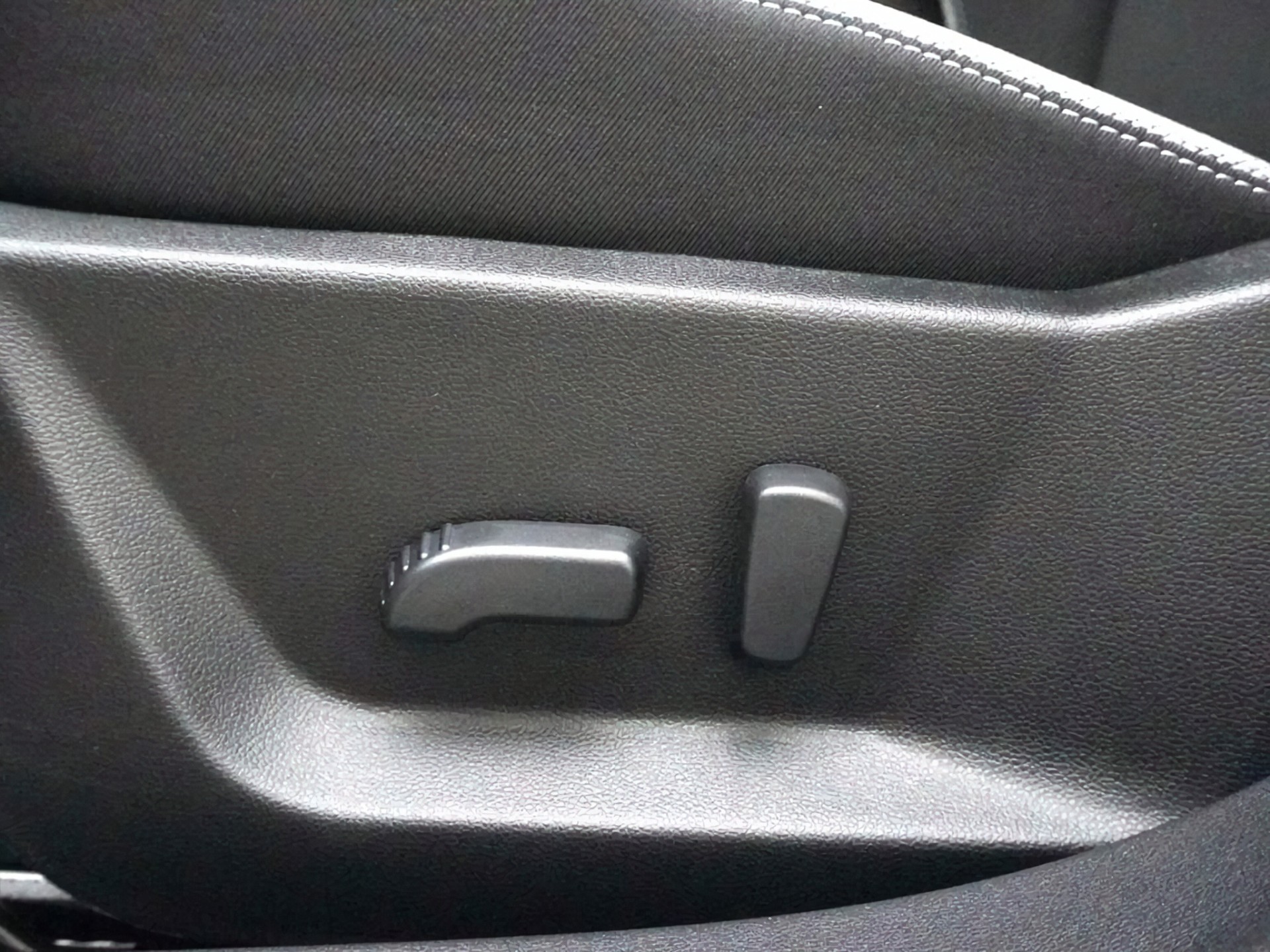 DACIA Bigster 1.8 Hybrid Journey-image-9