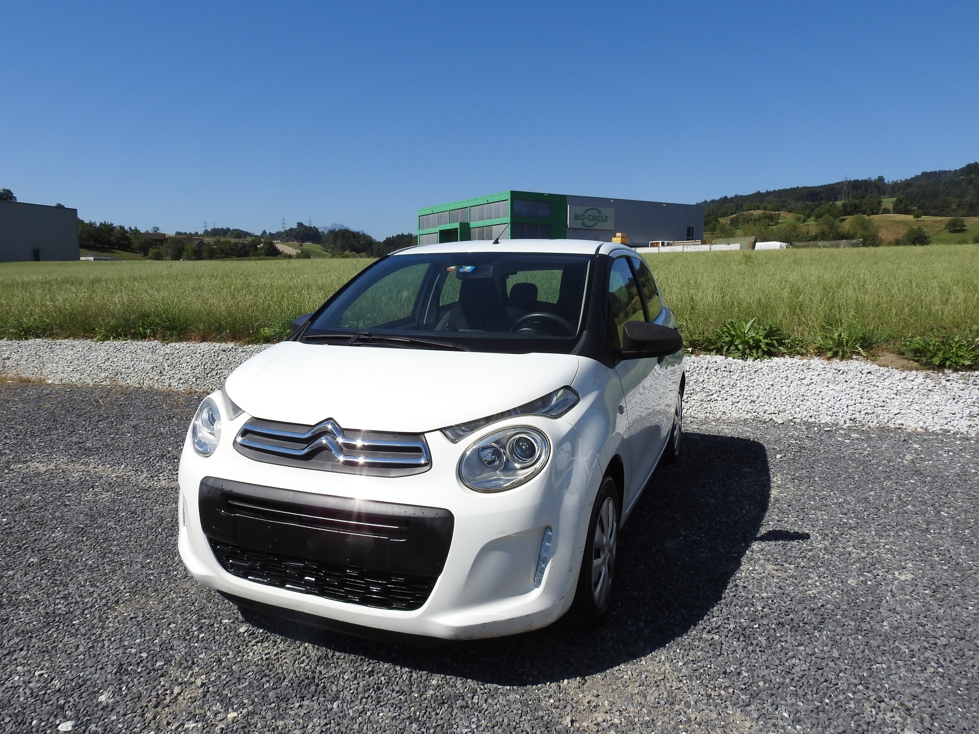 CITROEN C1 1.0 VTi Shine-image-0