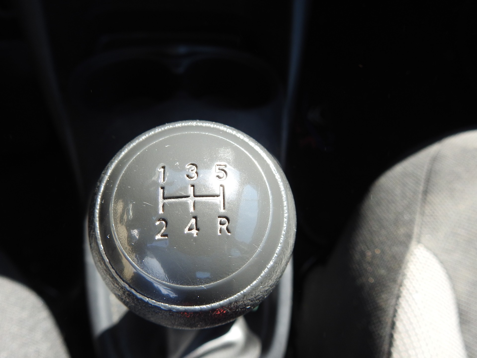 CITROEN C1 1.0 VTi Shine-image-19