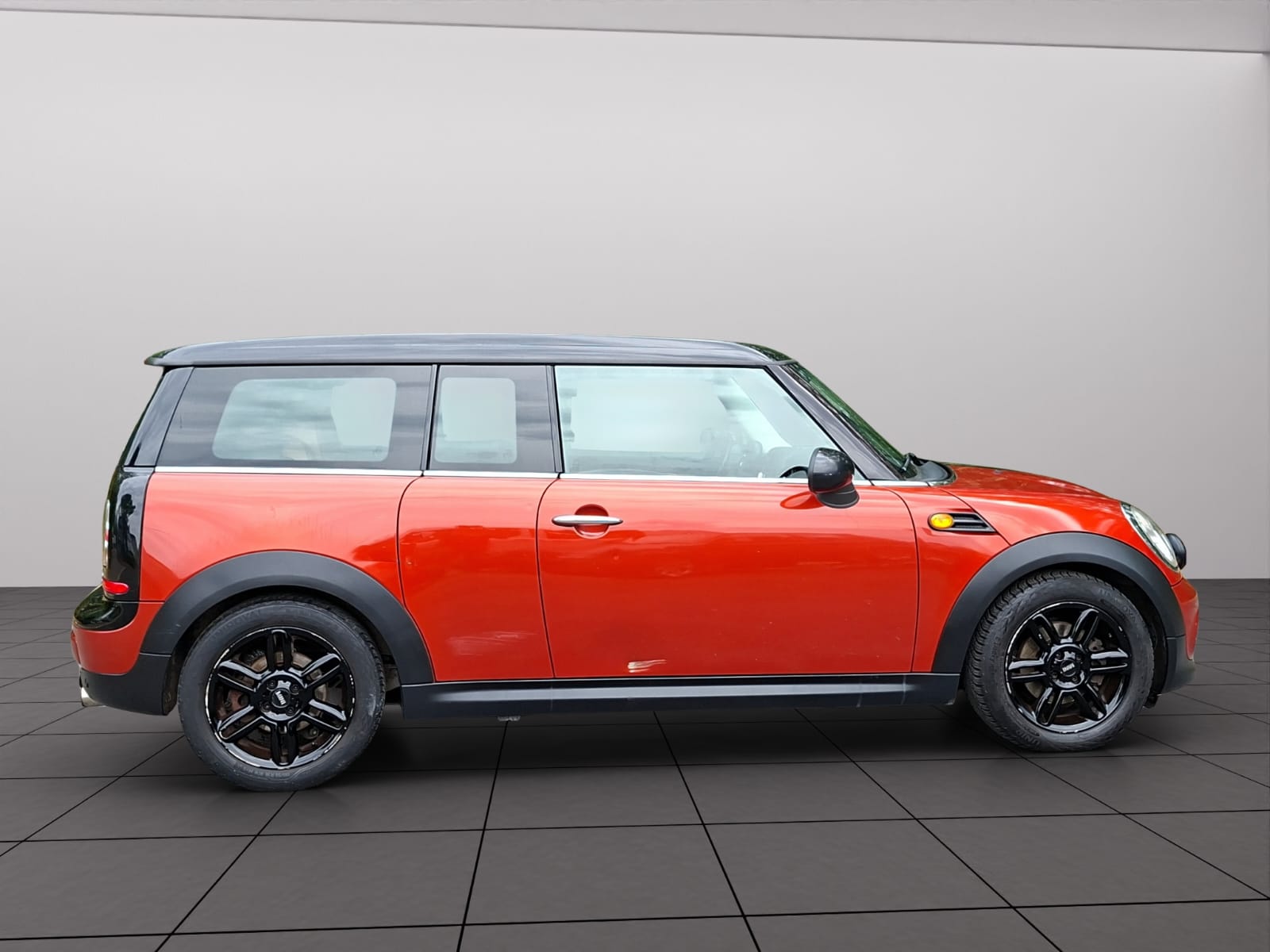 MINI Clubman Cooper-image-7