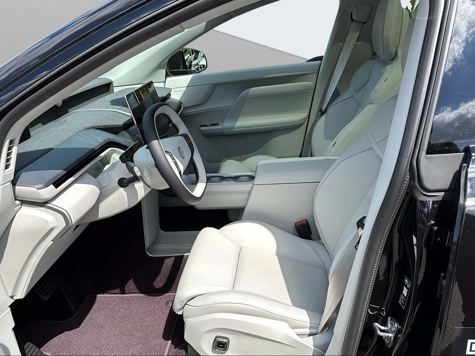 VOLVO EX60 P10 AWD Ultra-image-8