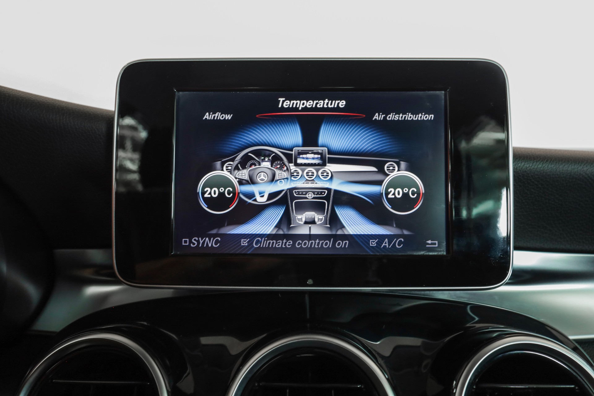 MERCEDES-BENZ GLC 220 d 4Matic 9G-Tronic-image-21