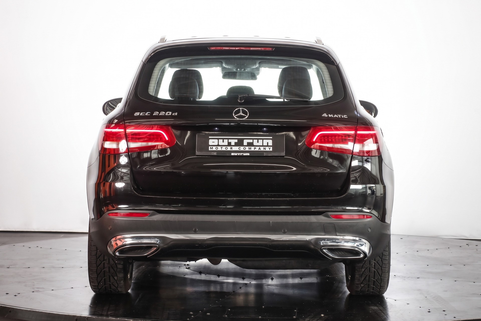 MERCEDES-BENZ GLC 220 d 4Matic 9G-Tronic-image-2