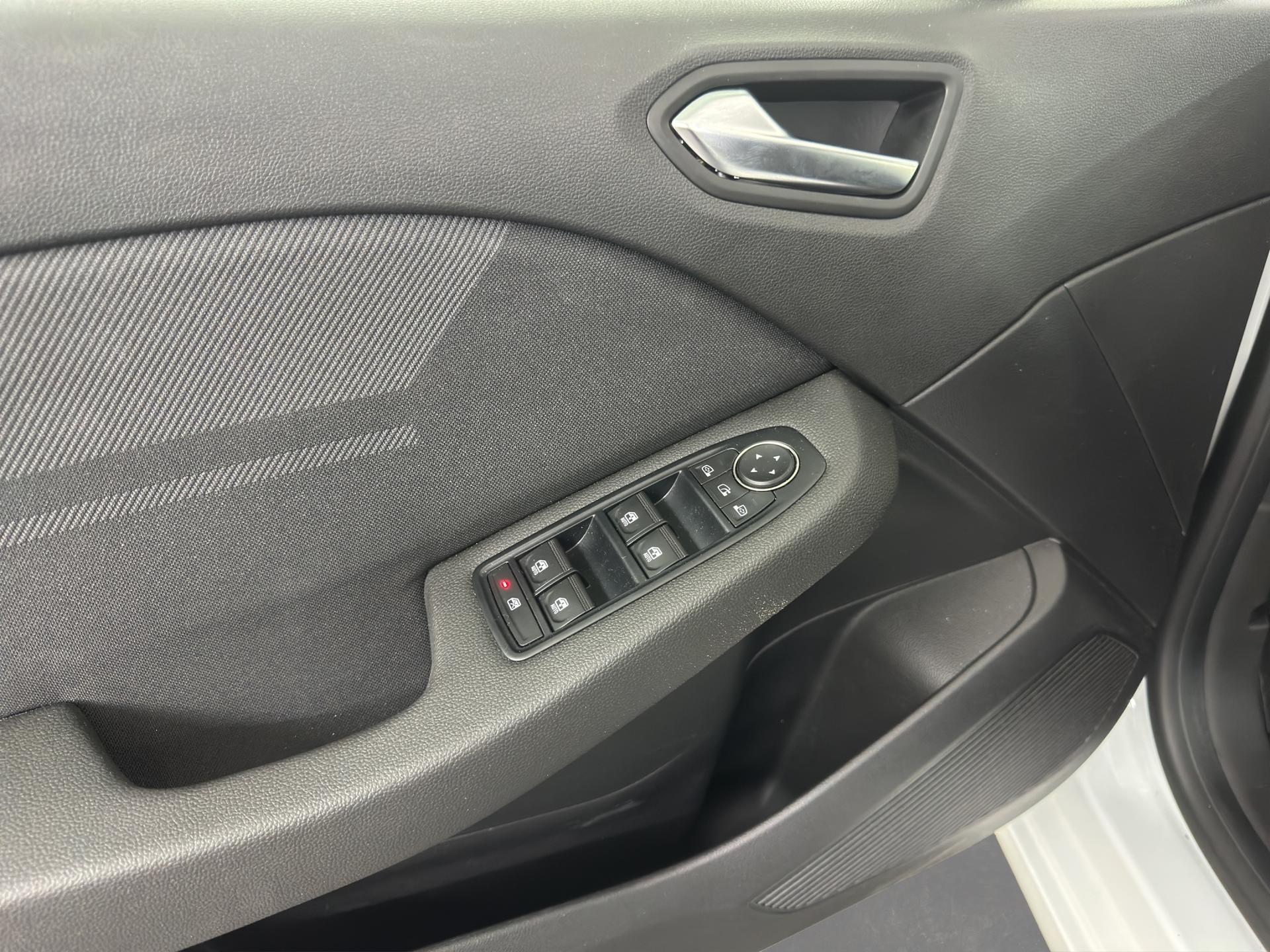 RENAULT Clio 1.6 E-Tech Esprit Alpine-image-17