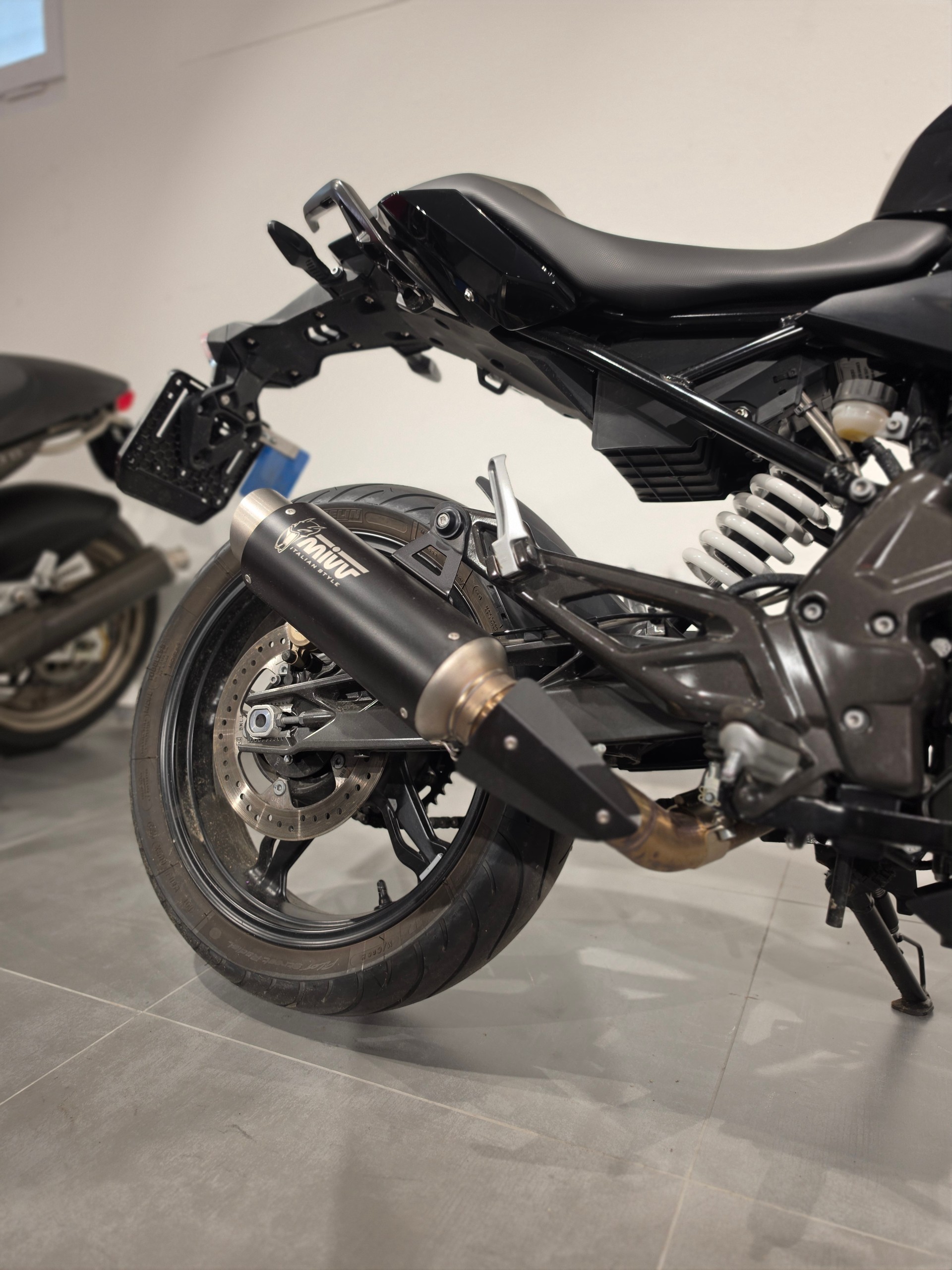 BMW G 310 R-image-6