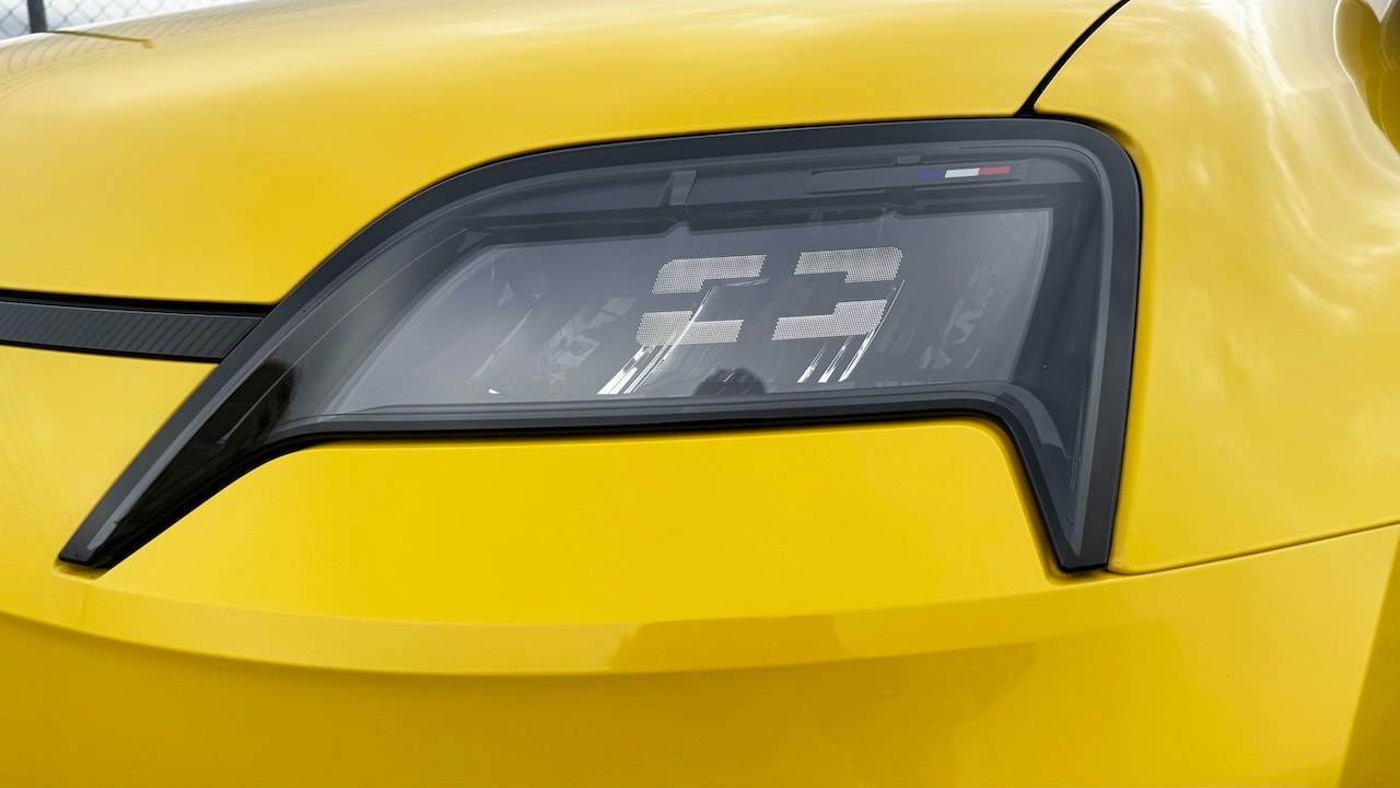 RENAULT R5 E-Tech Comfort Range 52 kWh Techno-image-11