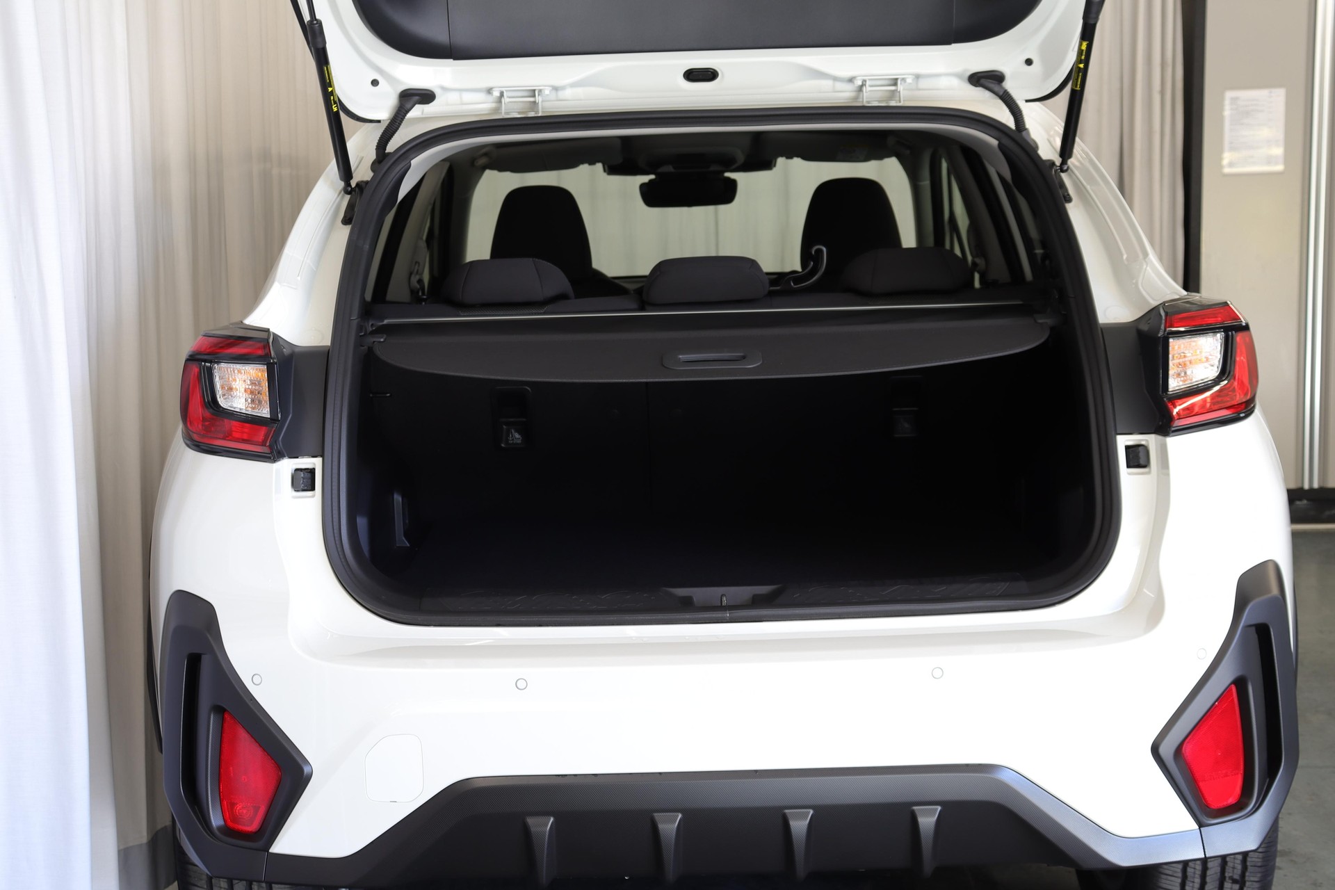 SUBARU Crosstrek 2.0i e-Boxer Swiss Plus-image-10
