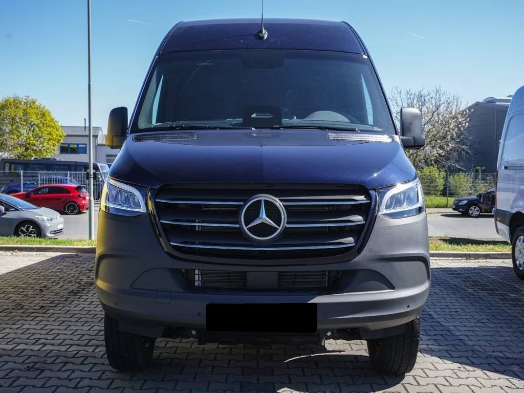 MERCEDES-BENZ Sprinter 319 CDI Extralang 9G-TRONIC 4x4-image-1