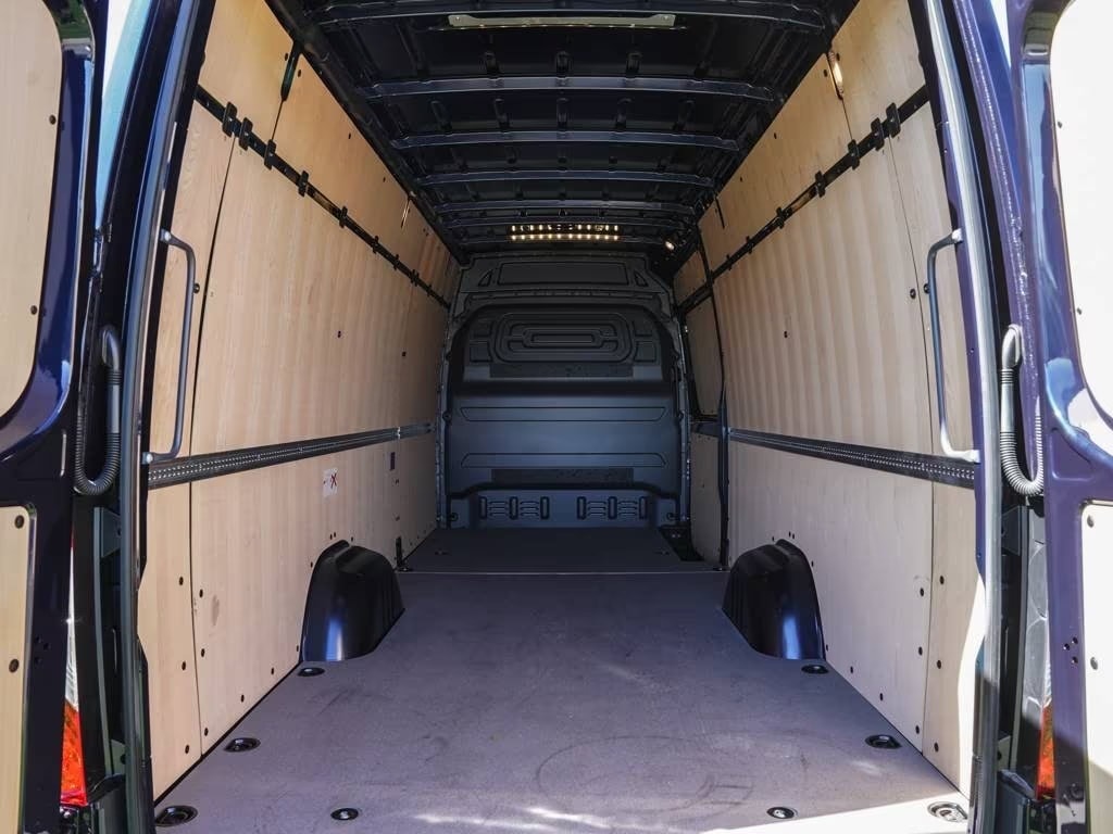 MERCEDES-BENZ Sprinter 319 CDI Extralang 9G-TRONIC 4x4-image-5