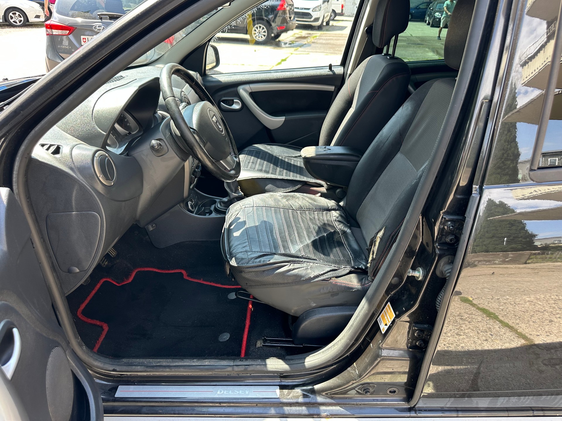 DACIA Duster 1.5 dCi Ambiance 4x4-image-10
