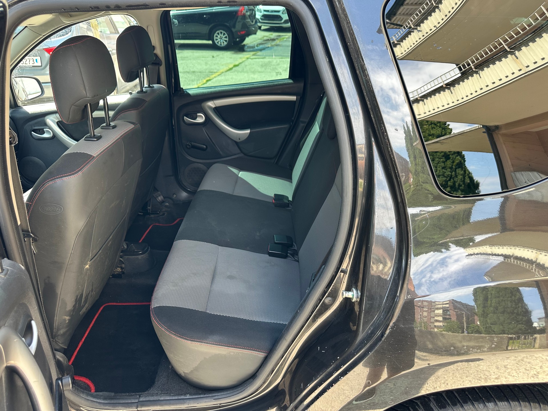 DACIA Duster 1.5 dCi Ambiance 4x4-image-8