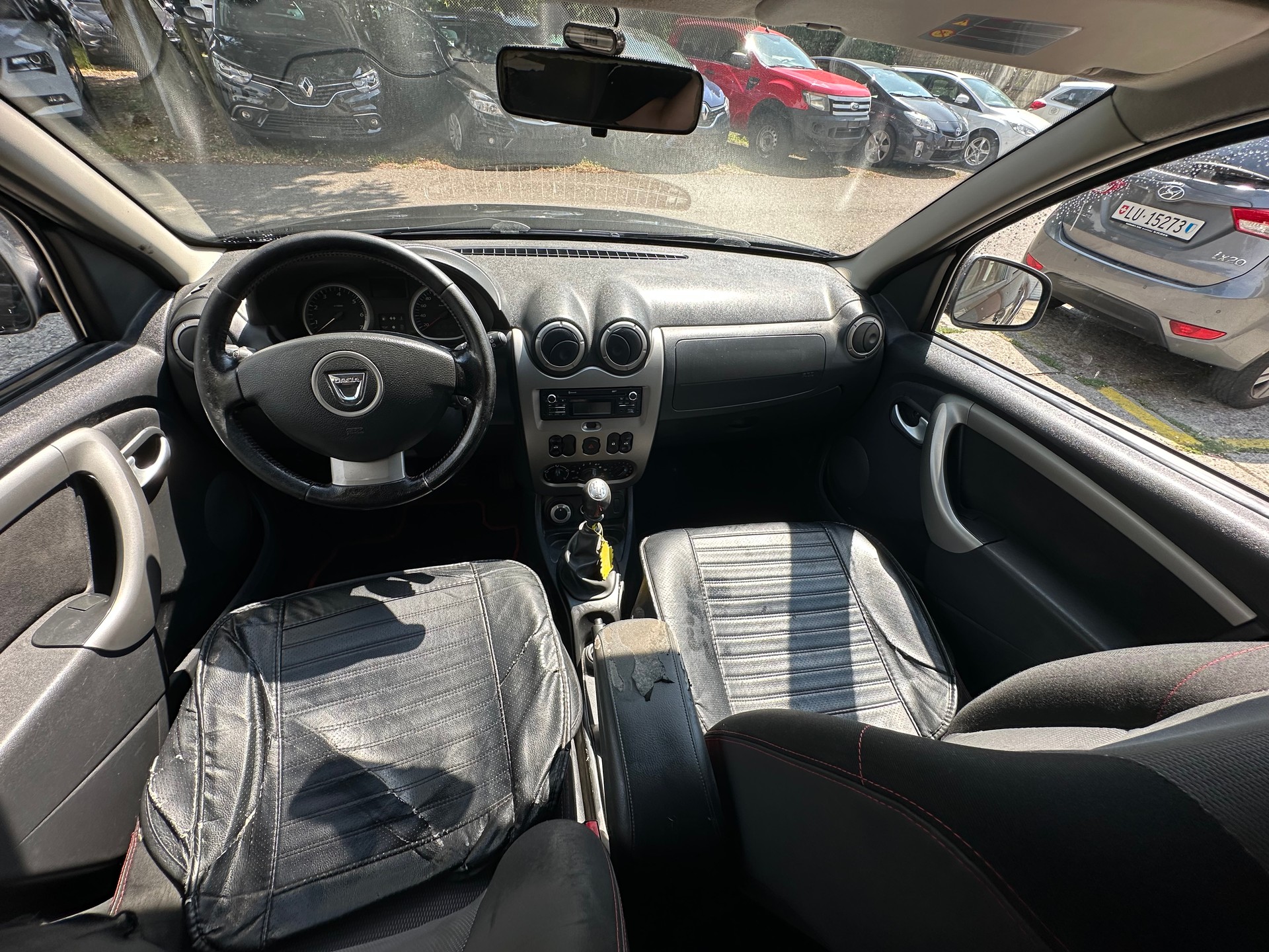 DACIA Duster 1.5 dCi Ambiance 4x4-image-9