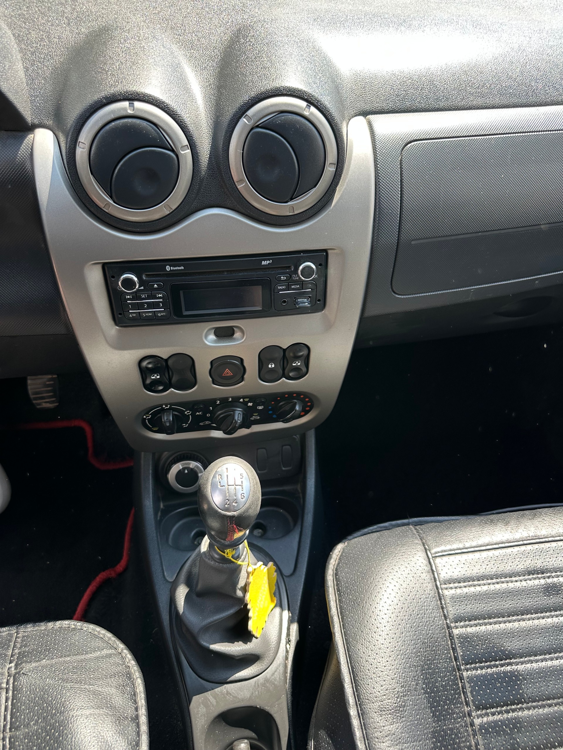 DACIA Duster 1.5 dCi Ambiance 4x4-image-11