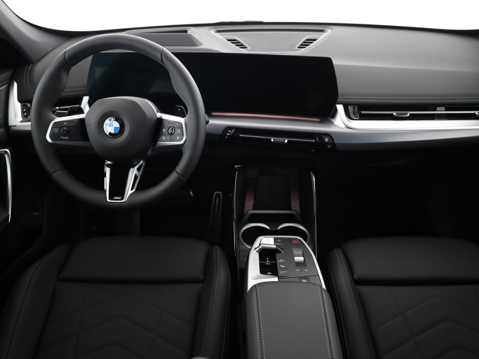 BMW X1 23i xDrive paddles-image-4