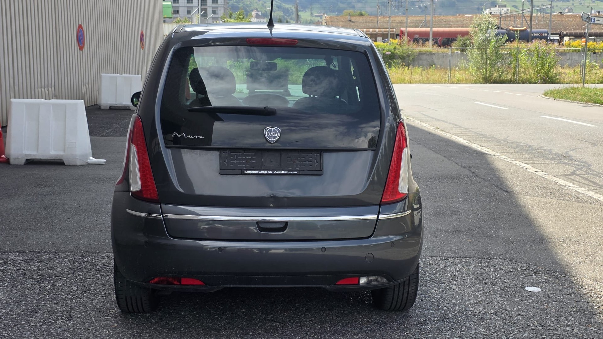 LANCIA Musa 1.4 16V Swiss Edition-image-4