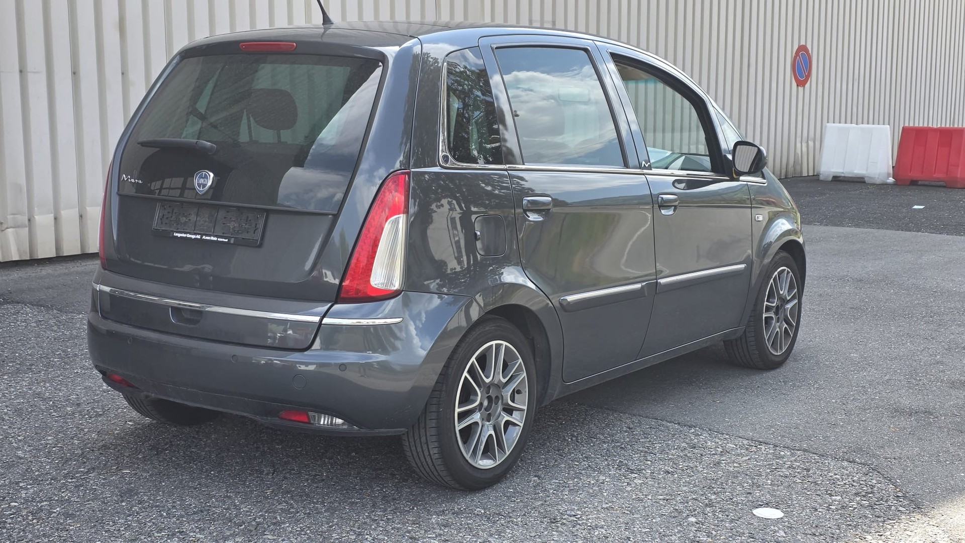 LANCIA Musa 1.4 16V Swiss Edition-image-5
