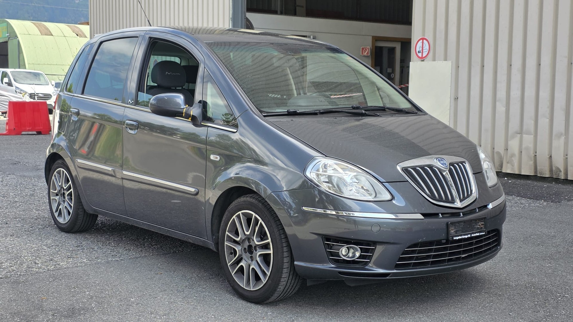 LANCIA Musa 1.4 16V Swiss Edition-image-1